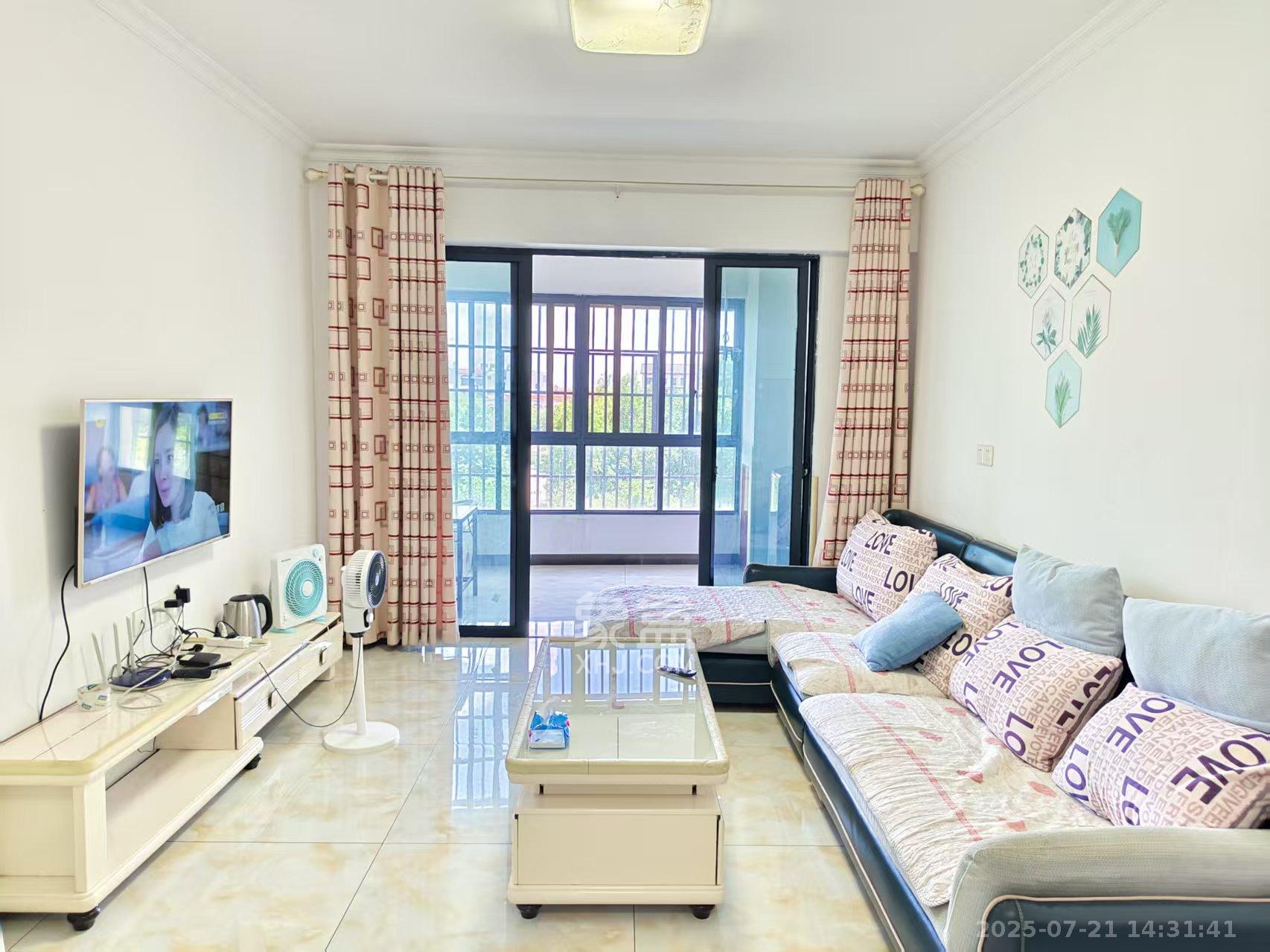 德惠雅苑(众星湘港公馆) 3室2厅1卫 2000.0元/月 德惠雅苑(众星湘港公馆) 3室2厅1卫 2000.0元/月室内图