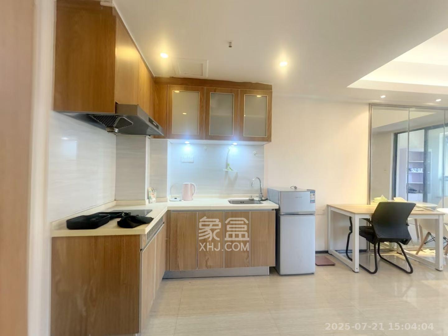 奥林匹克花园贡院三期  1室1厅1卫    1300.0元/月 奥林匹克花园贡院三期  1室1厅1卫    1300.0元/月室内图