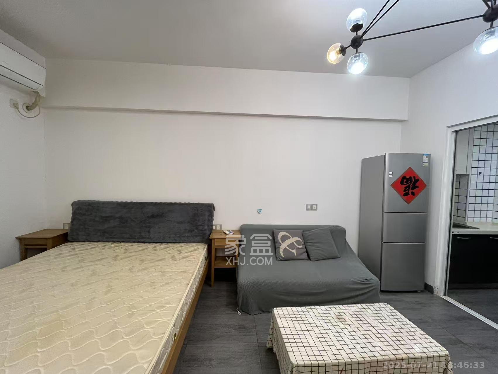 中建芙蓉嘉苑  1室1厅1卫   1200.00元/月室内图