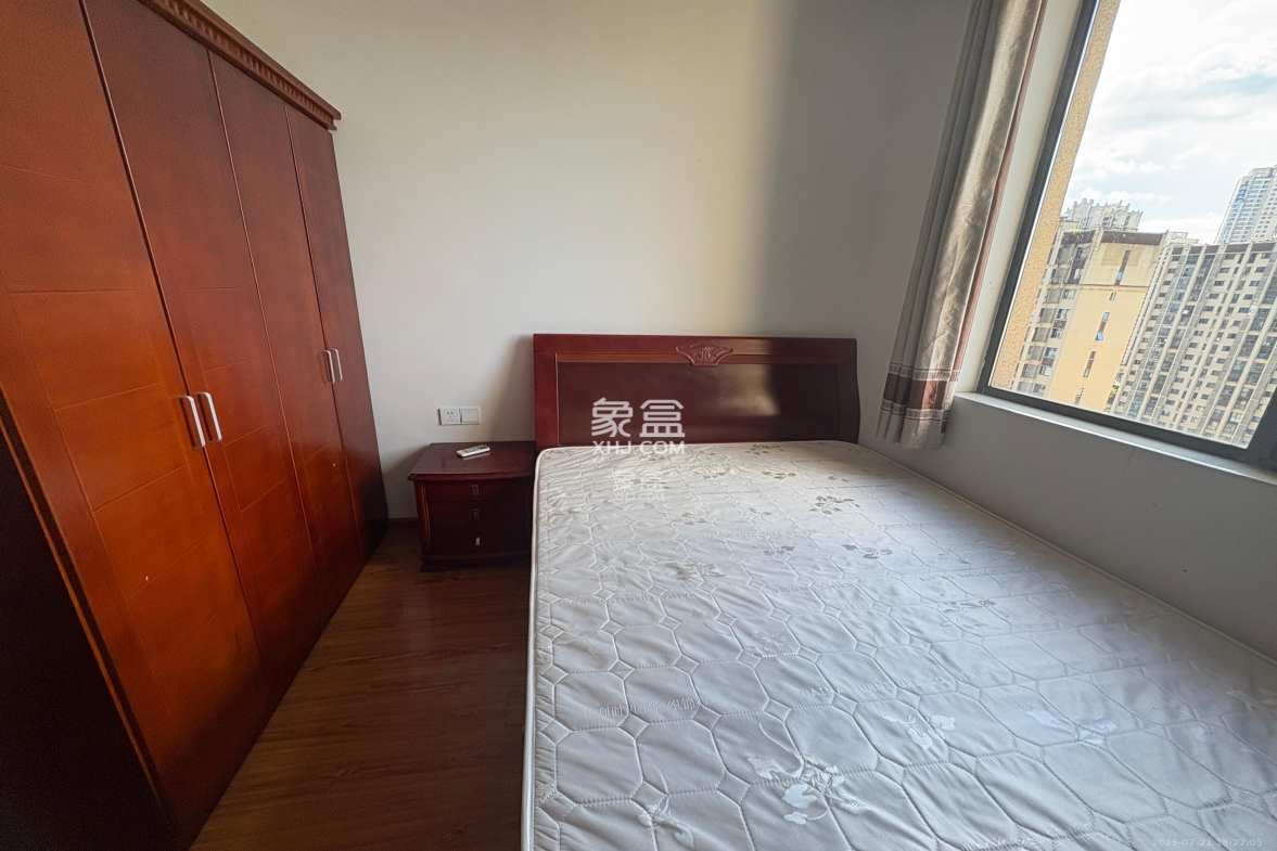 君康家园(梅溪湖七喜街)  4室2厅2卫    3200.0元/月 君康家园(梅溪湖七喜街)  4室2厅2卫    3200.0元/月室内图