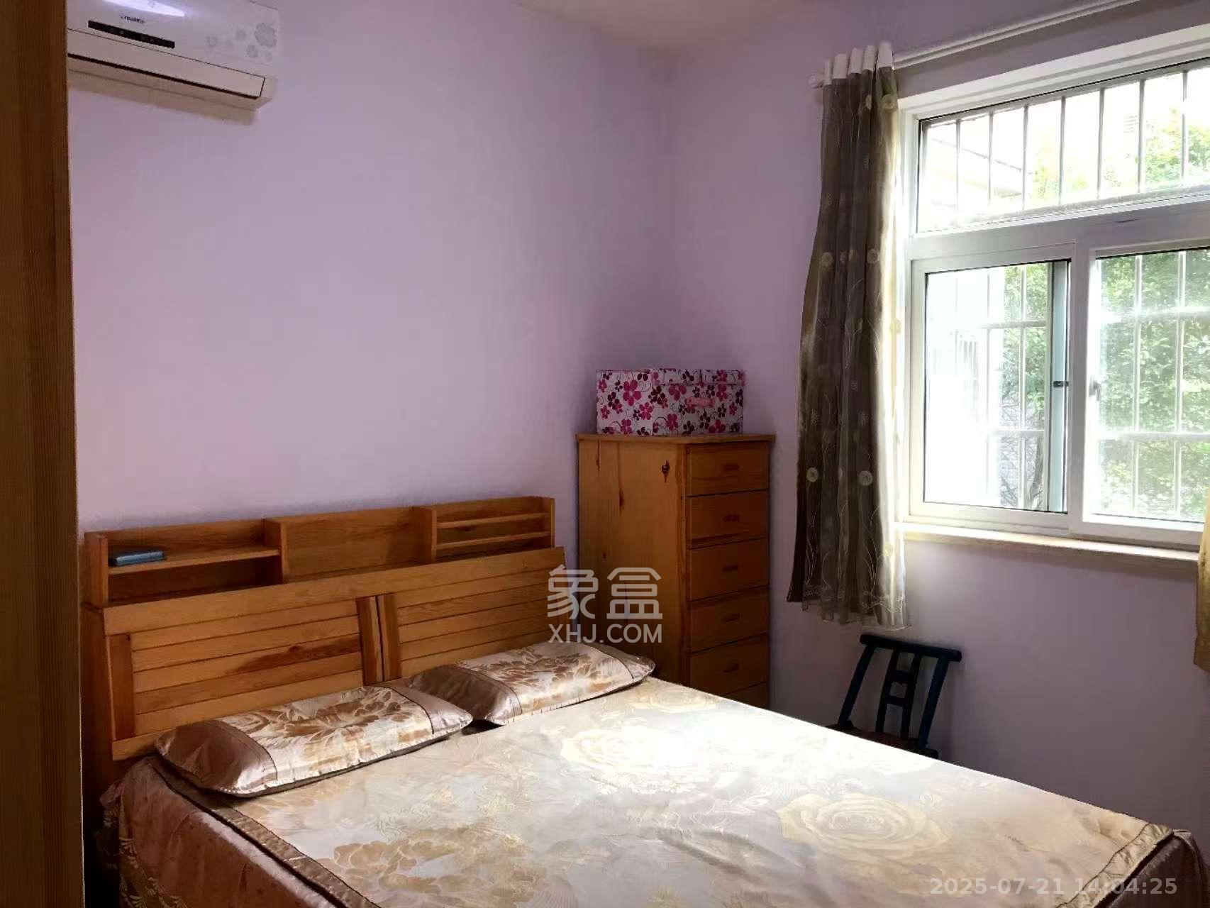 嘉盛华庭(一期、二期、三期) 3室2厅2卫 2400.0元/月 嘉盛华庭(一期、二期、三期) 3室2厅2卫 2400.0元/月室内图