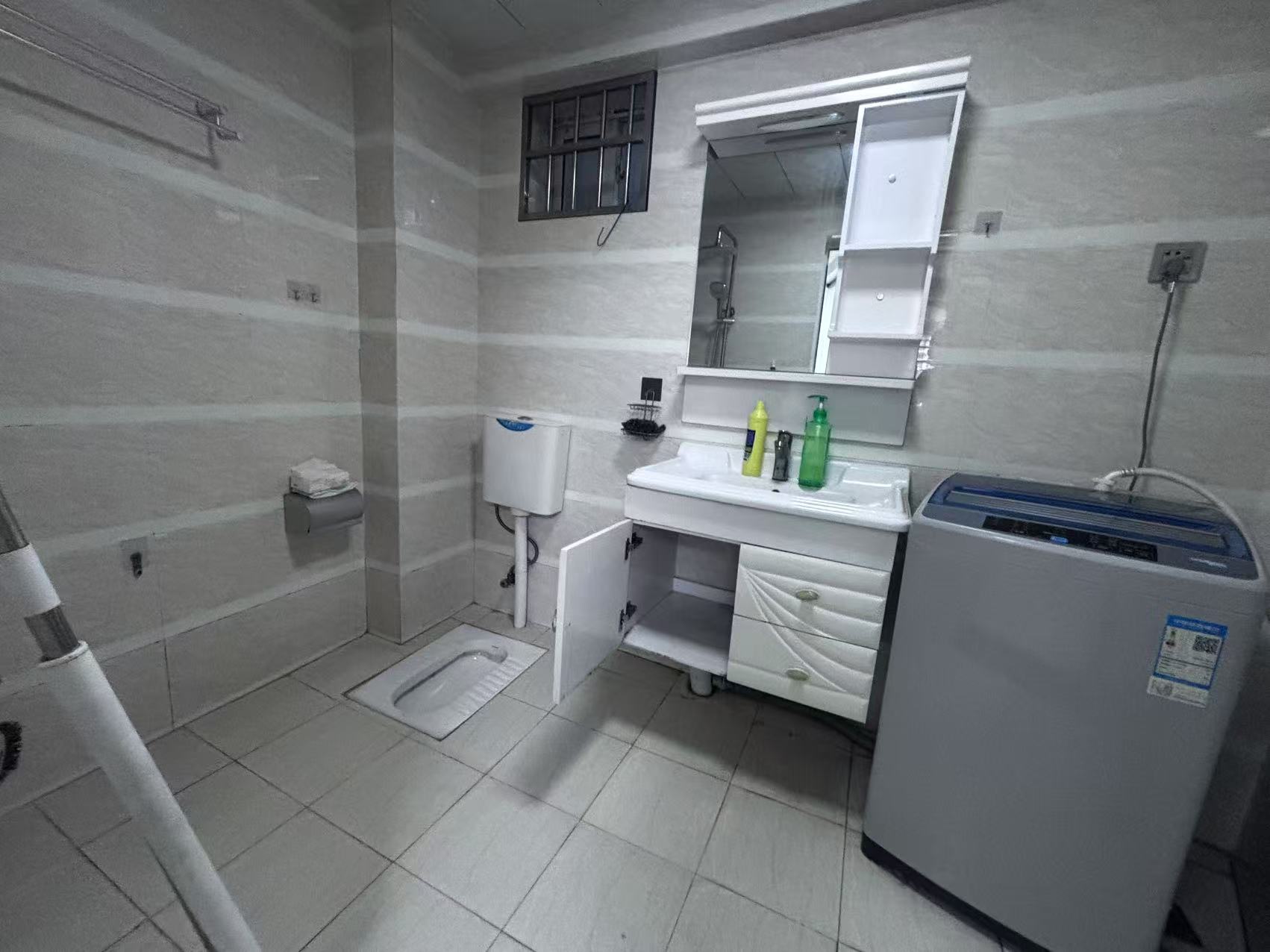 梓湖东城 2室2厅1卫 1200.0元/月 梓湖东城 2室2厅1卫 1200.0元/月室内图