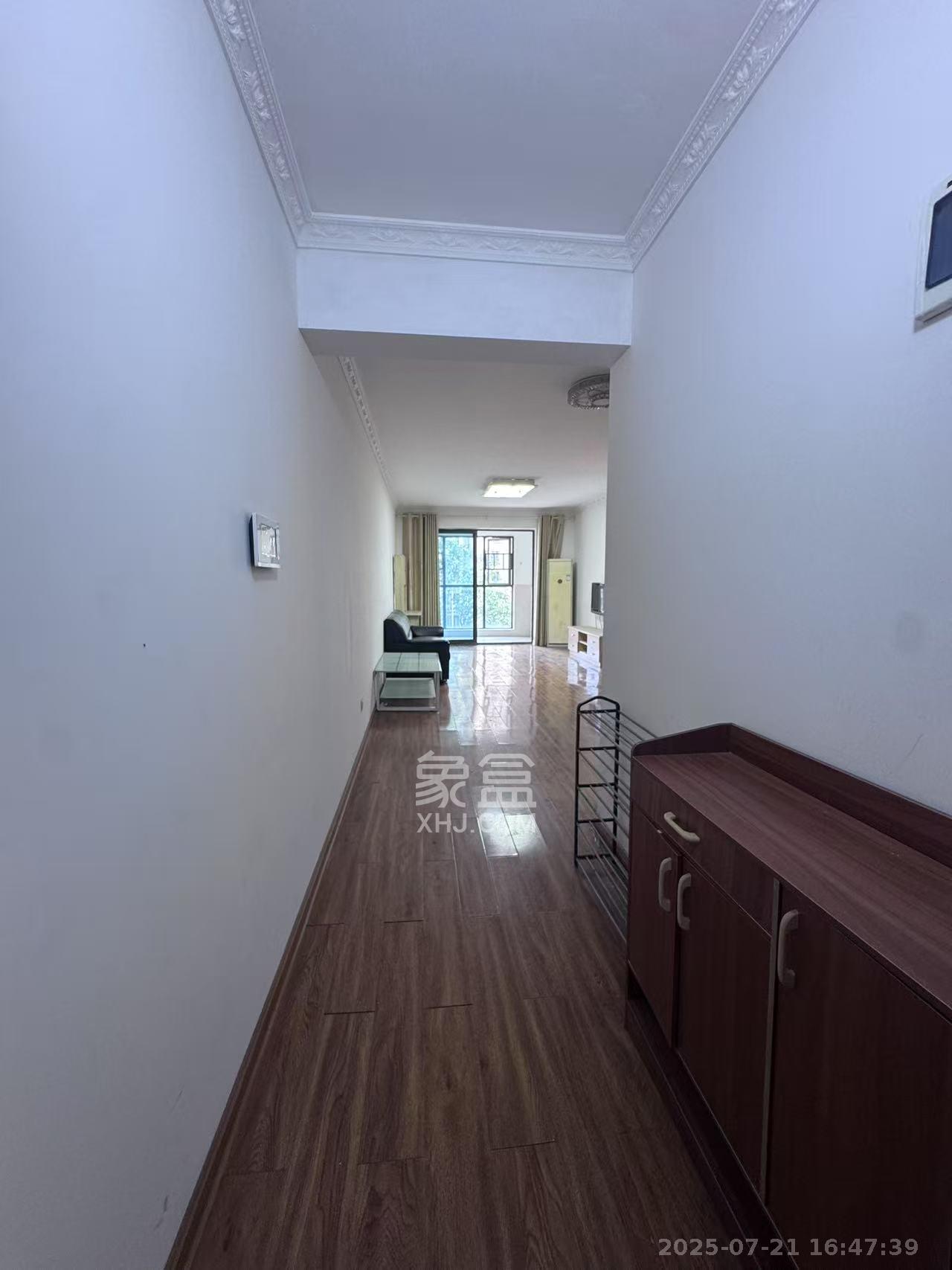 卢浮原著  2室2厅1卫    1500.0元/月室内图