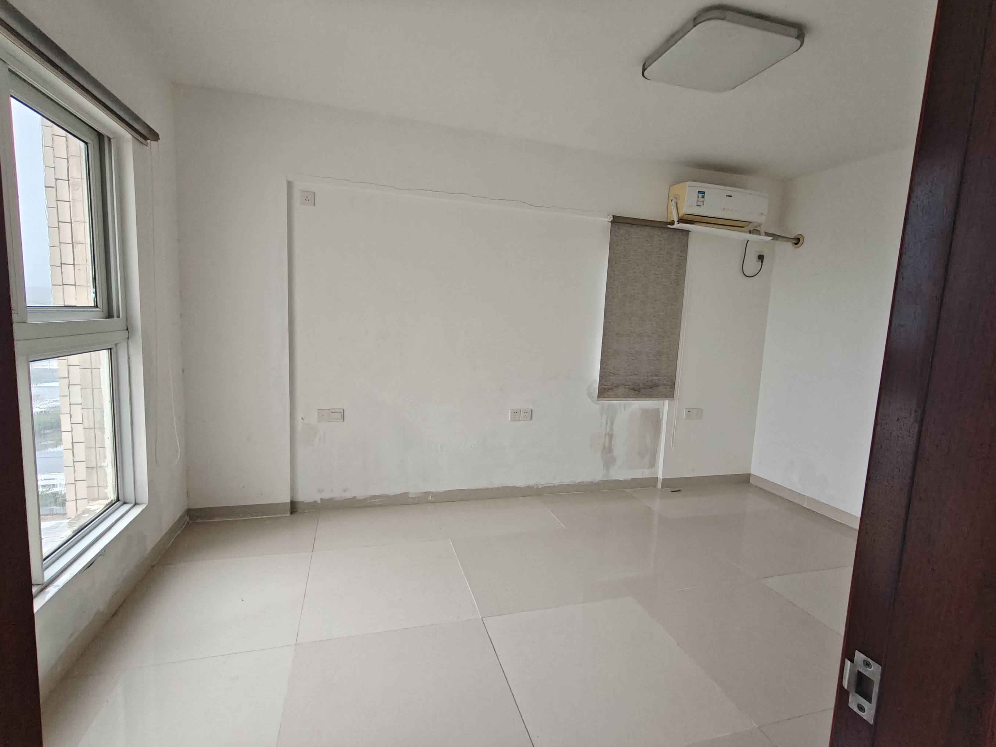 正业广场 4室2厅2卫 4000.0元/月 正业广场 4室2厅2卫 4000.0元/月室内图