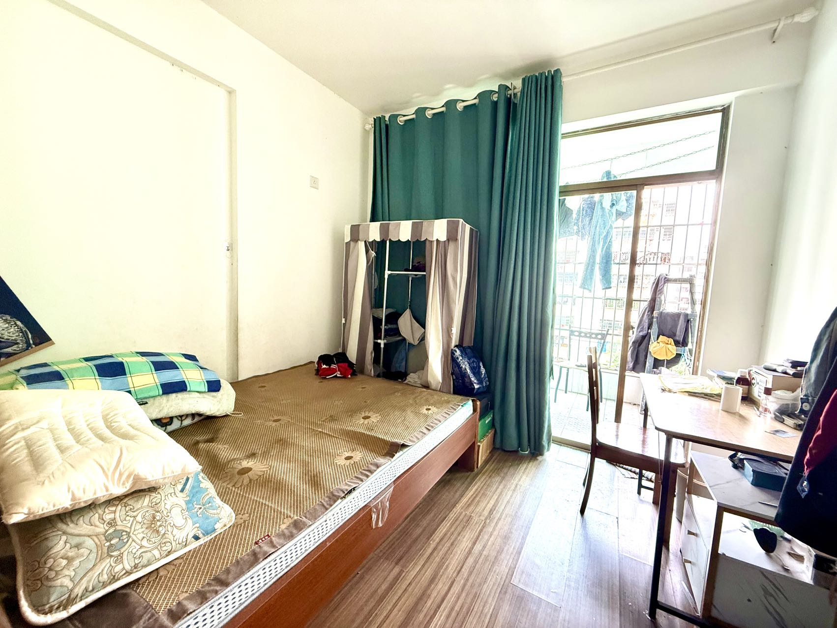 金鹿花园一期 3室2厅2卫 125.0万 金鹿花园一期 3室2厅2卫 125.0万客厅