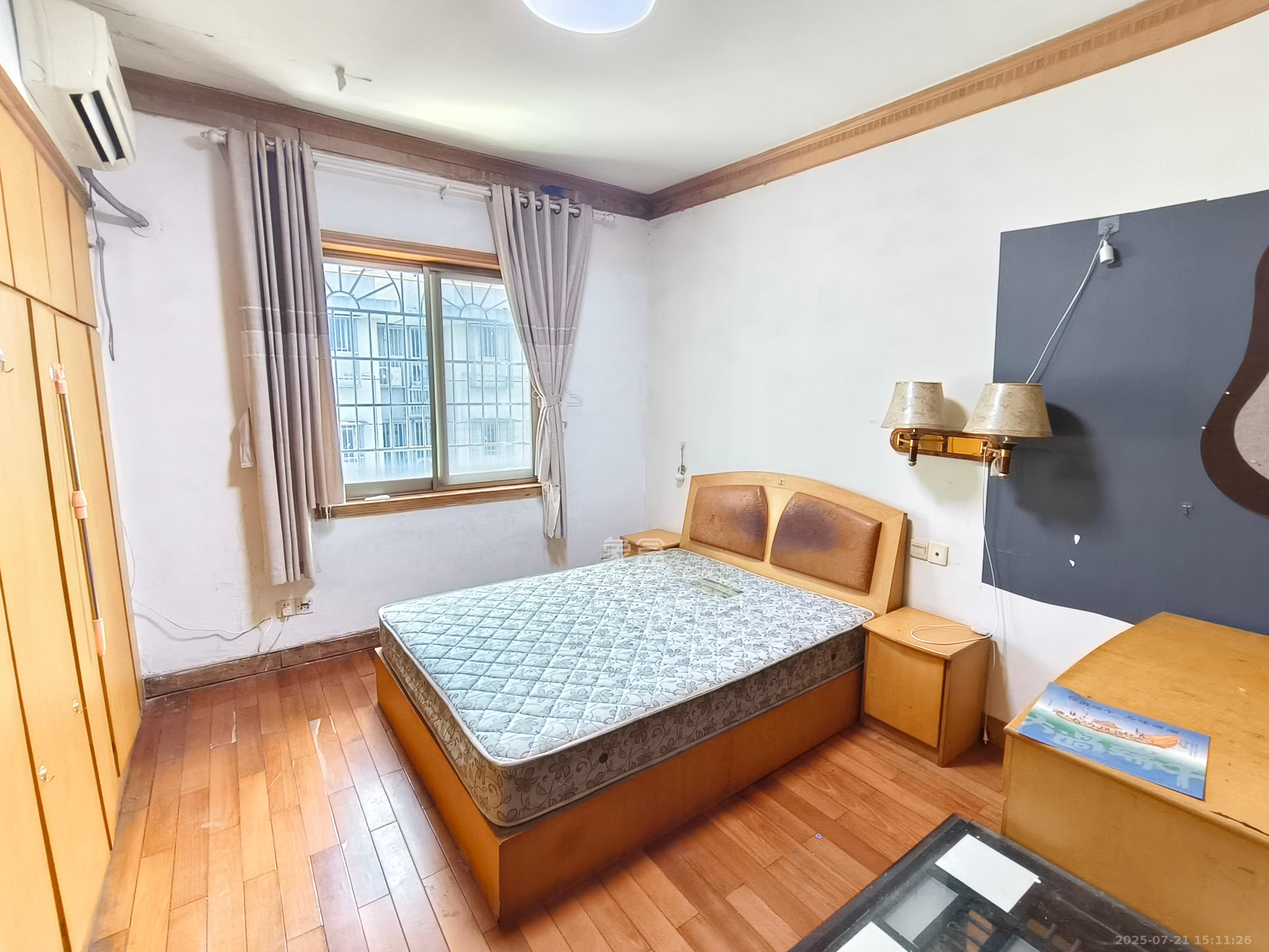 南门口晏家塘社区  2室2厅1卫    1500.0元/月室内图