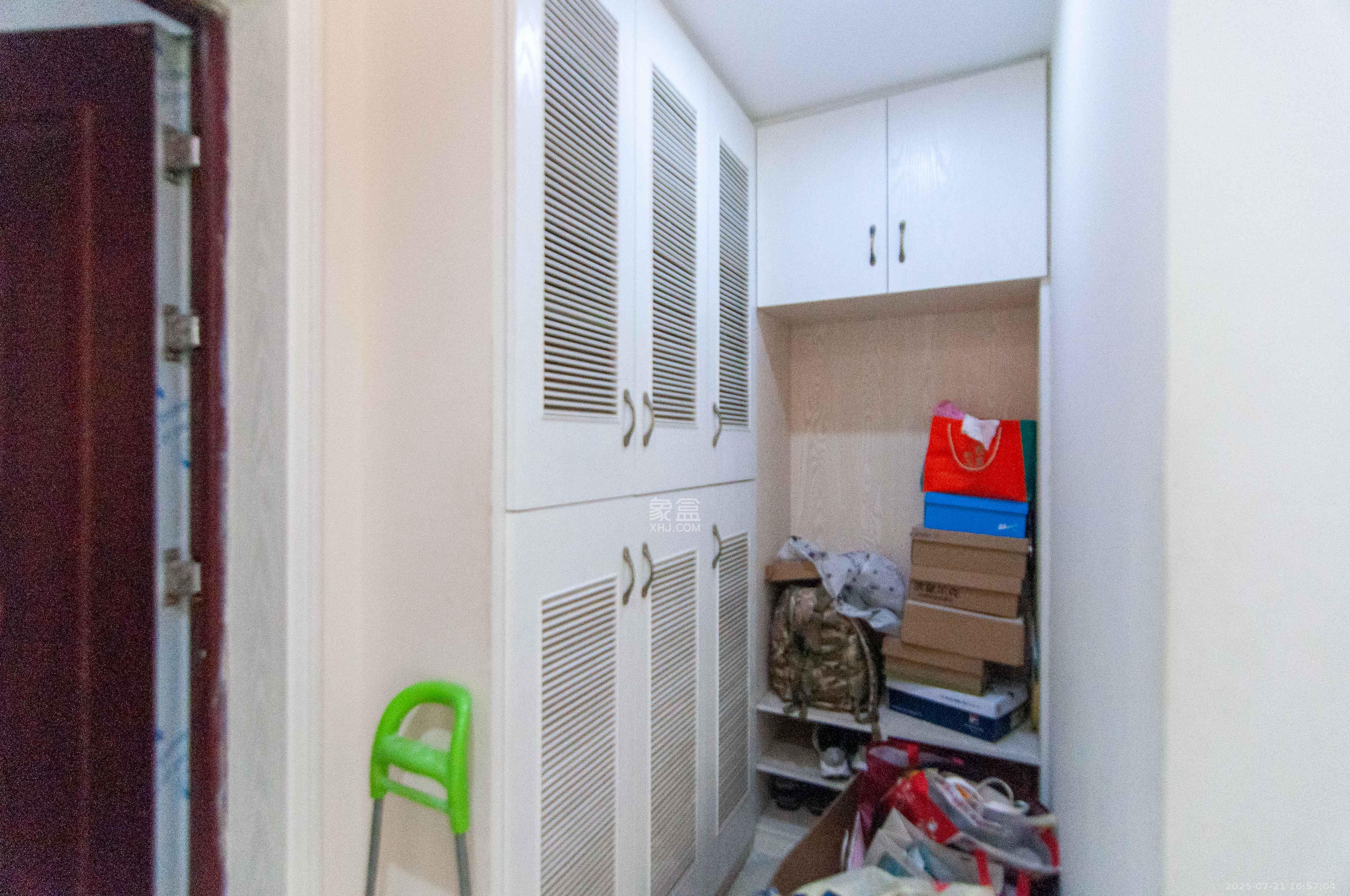 达美D6区 4室2厅2卫 135.0万 达美D6区 4室2厅2卫 135.0万其他