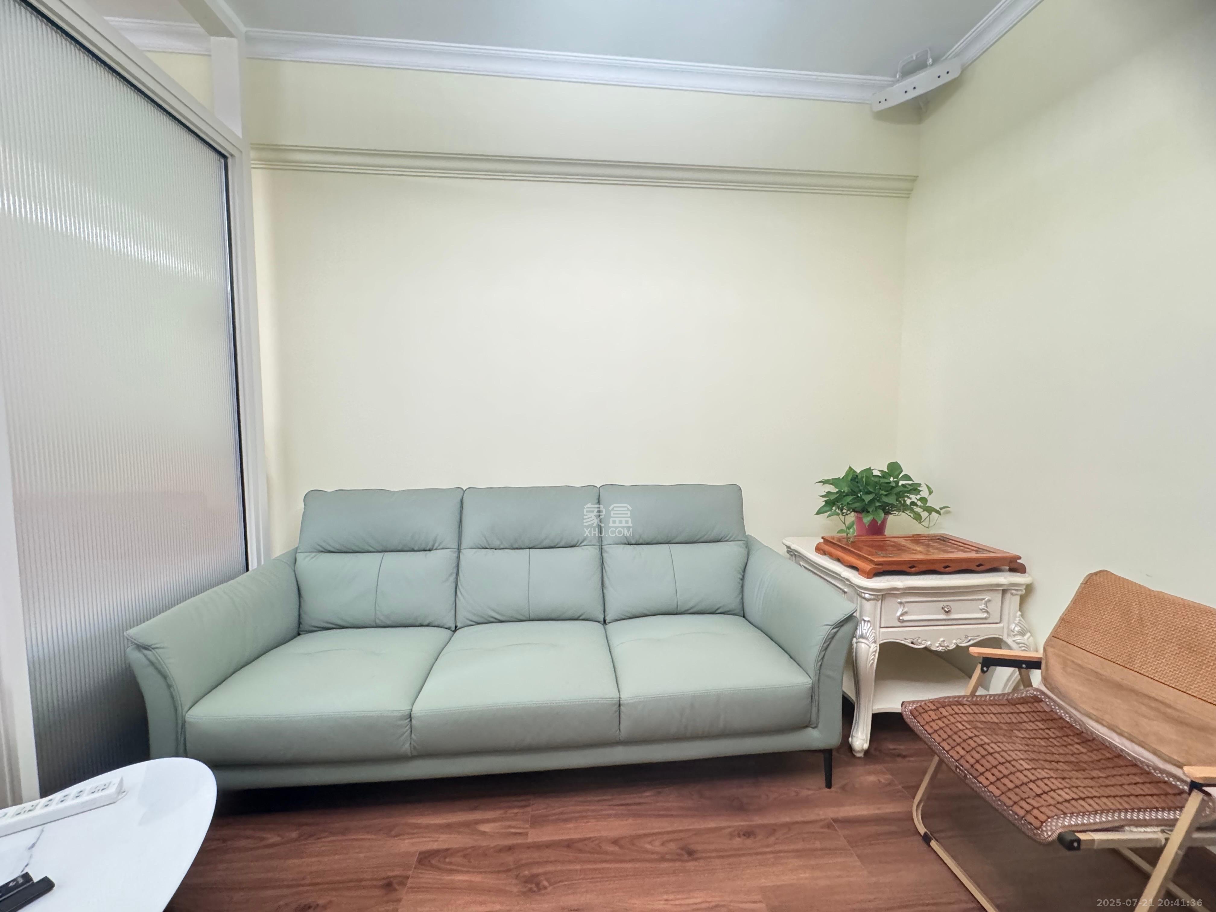 阳光锦城 1室1厅1卫 2200.0元/月 阳光锦城 1室1厅1卫 2200.0元/月室内图