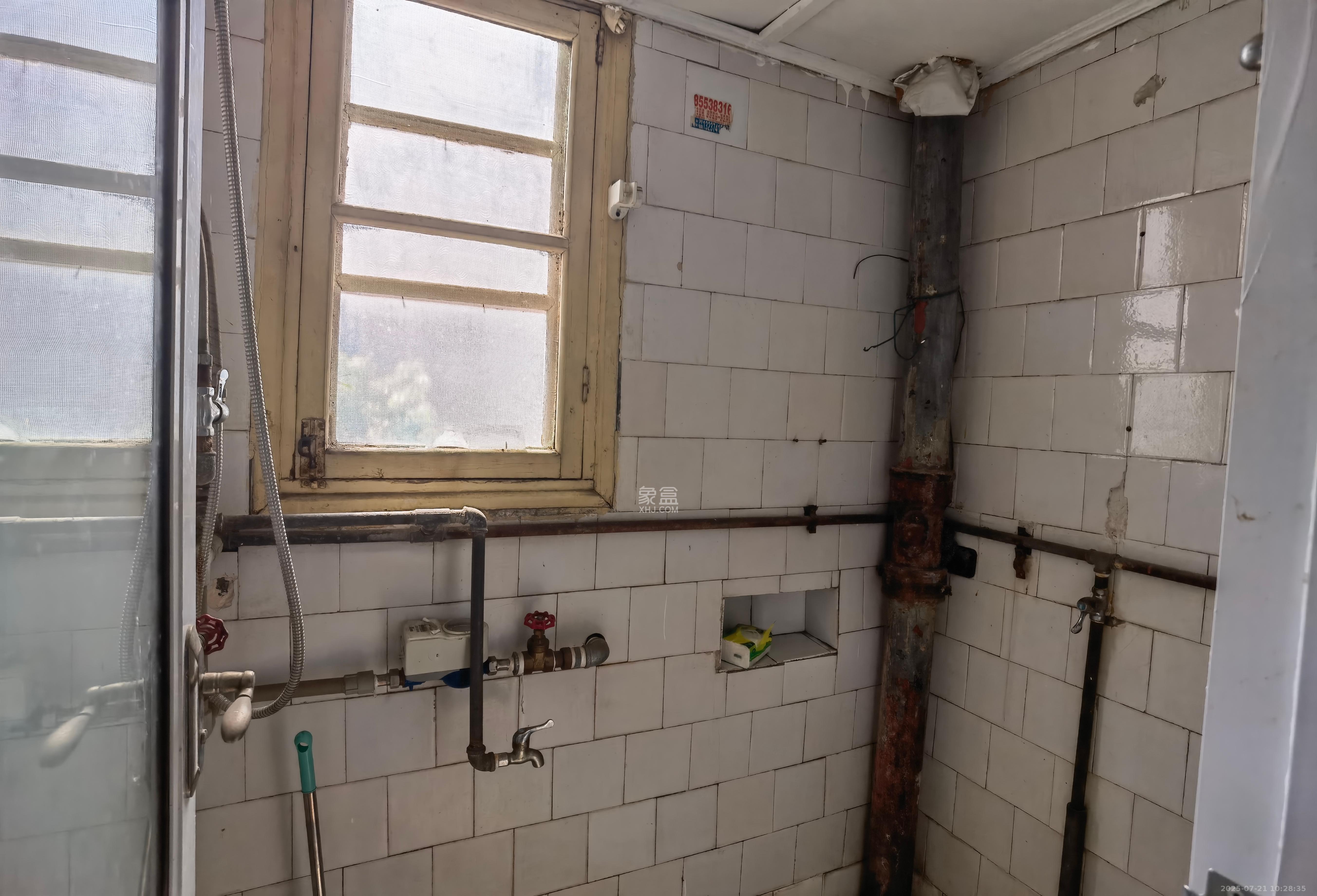 省水院宿舍 2室1厅1卫 1350.0元/月 省水院宿舍 2室1厅1卫 1350.0元/月室内图