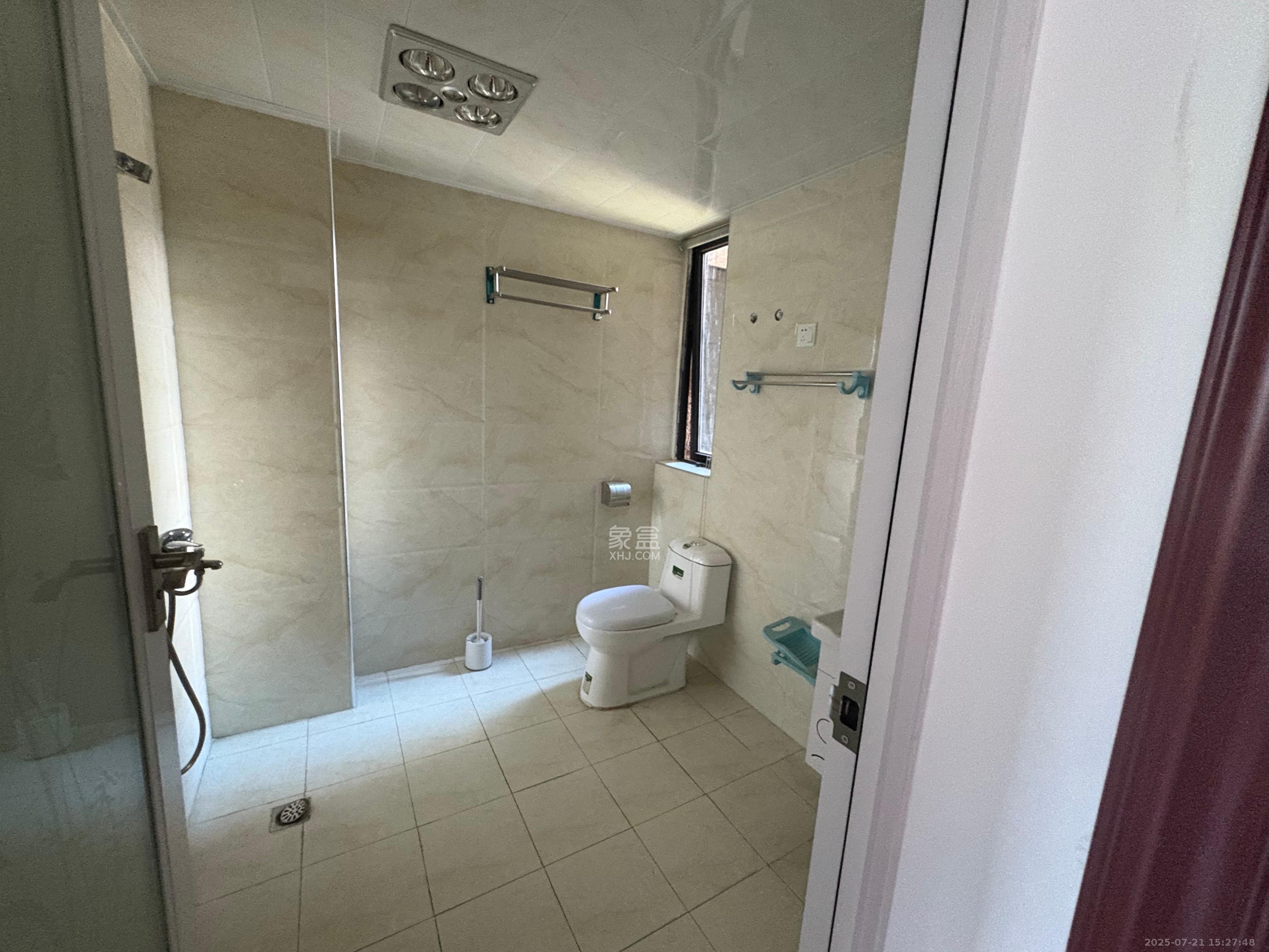 君康家园(梅溪湖七喜街)  4室2厅2卫    3200.0元/月 君康家园(梅溪湖七喜街)  4室2厅2卫    3200.0元/月室内图