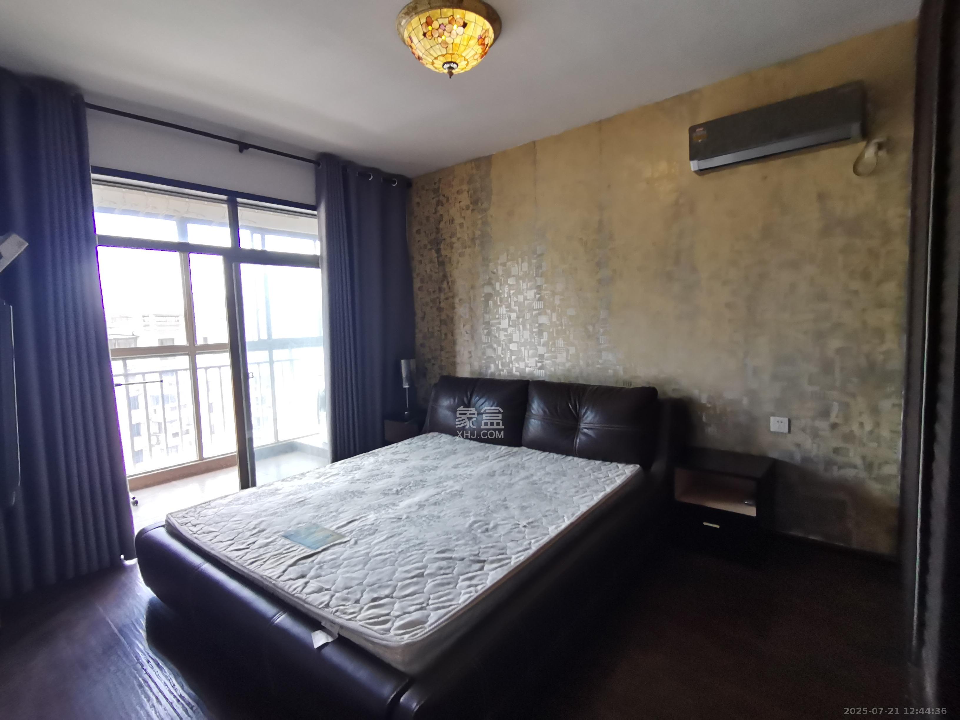 层上观邸 2室2厅1卫 2100.0元/月 层上观邸 2室2厅1卫 2100.0元/月室内图