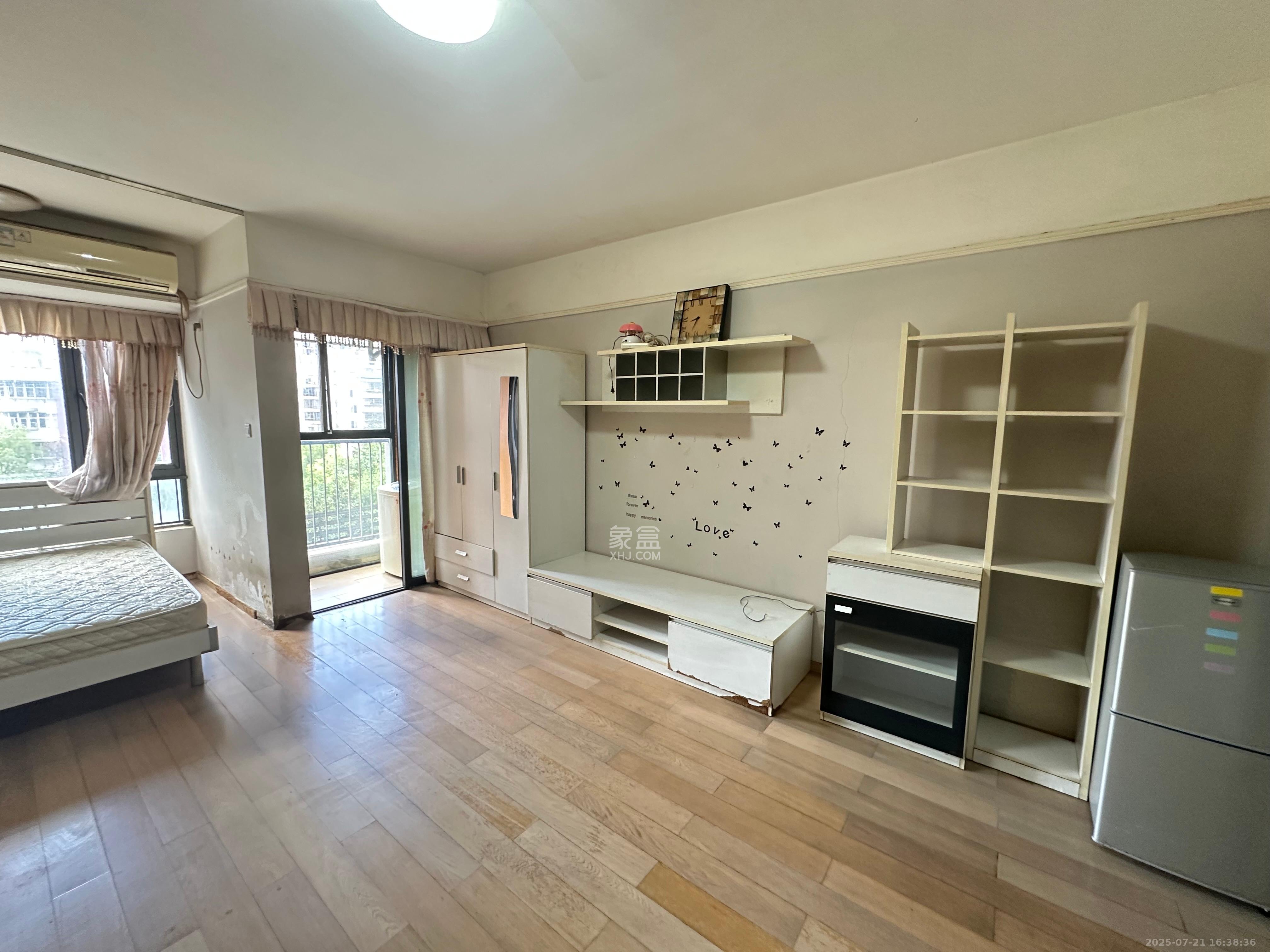 万科金色家园 1室1厅1卫 1200.0元/月 万科金色家园 1室1厅1卫 1200.0元/月室内图