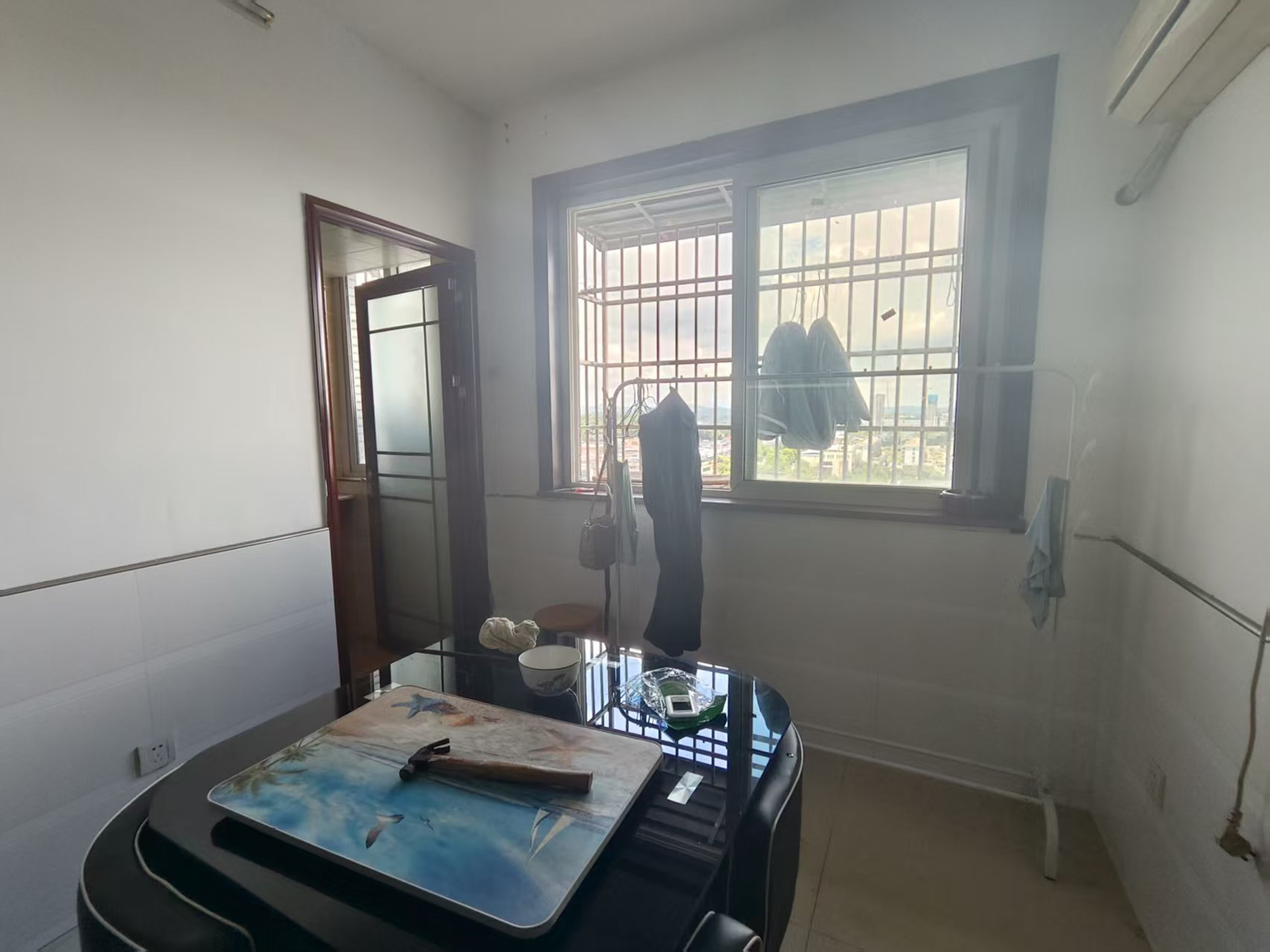 万城国际  1室2厅1卫    800.0元/月 万城国际  1室2厅1卫    800.0元/月室内图