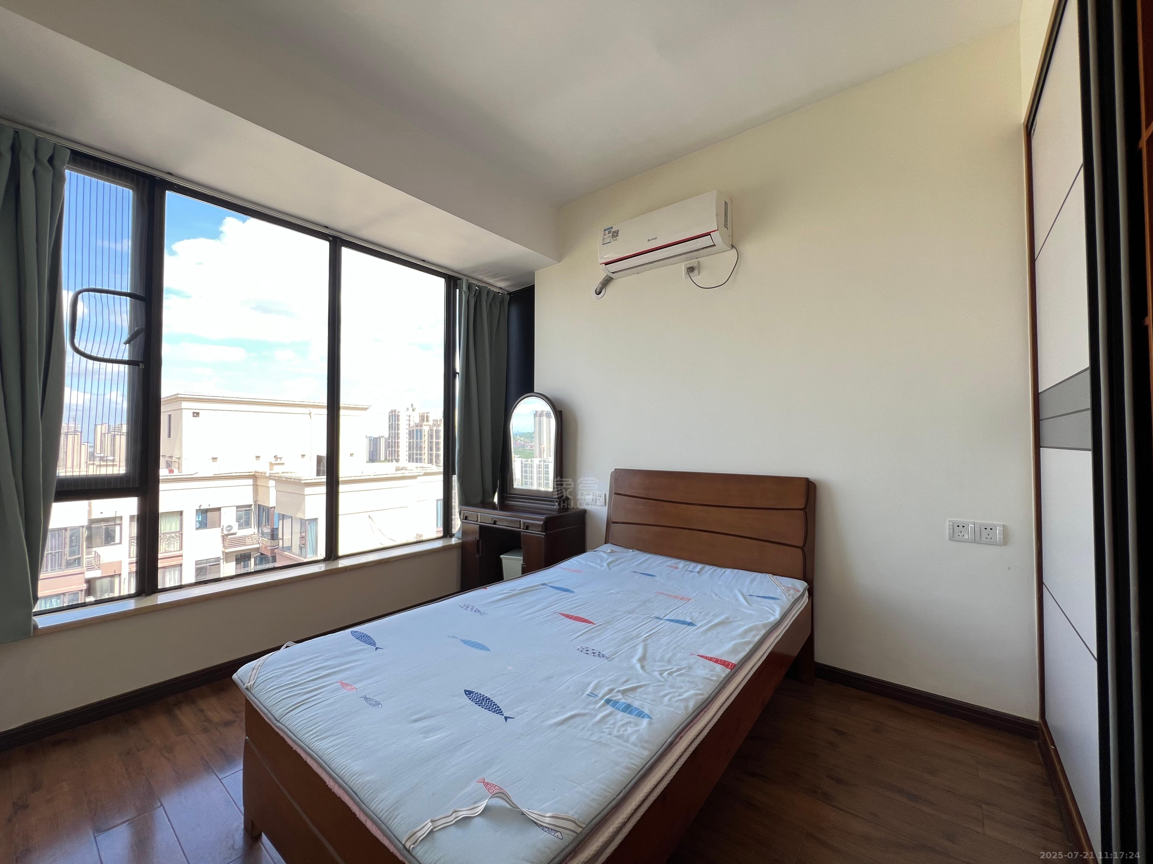 金轮翡翠名园 3室2厅1卫 1700.0元/月 金轮翡翠名园 3室2厅1卫 1700.0元/月室内图