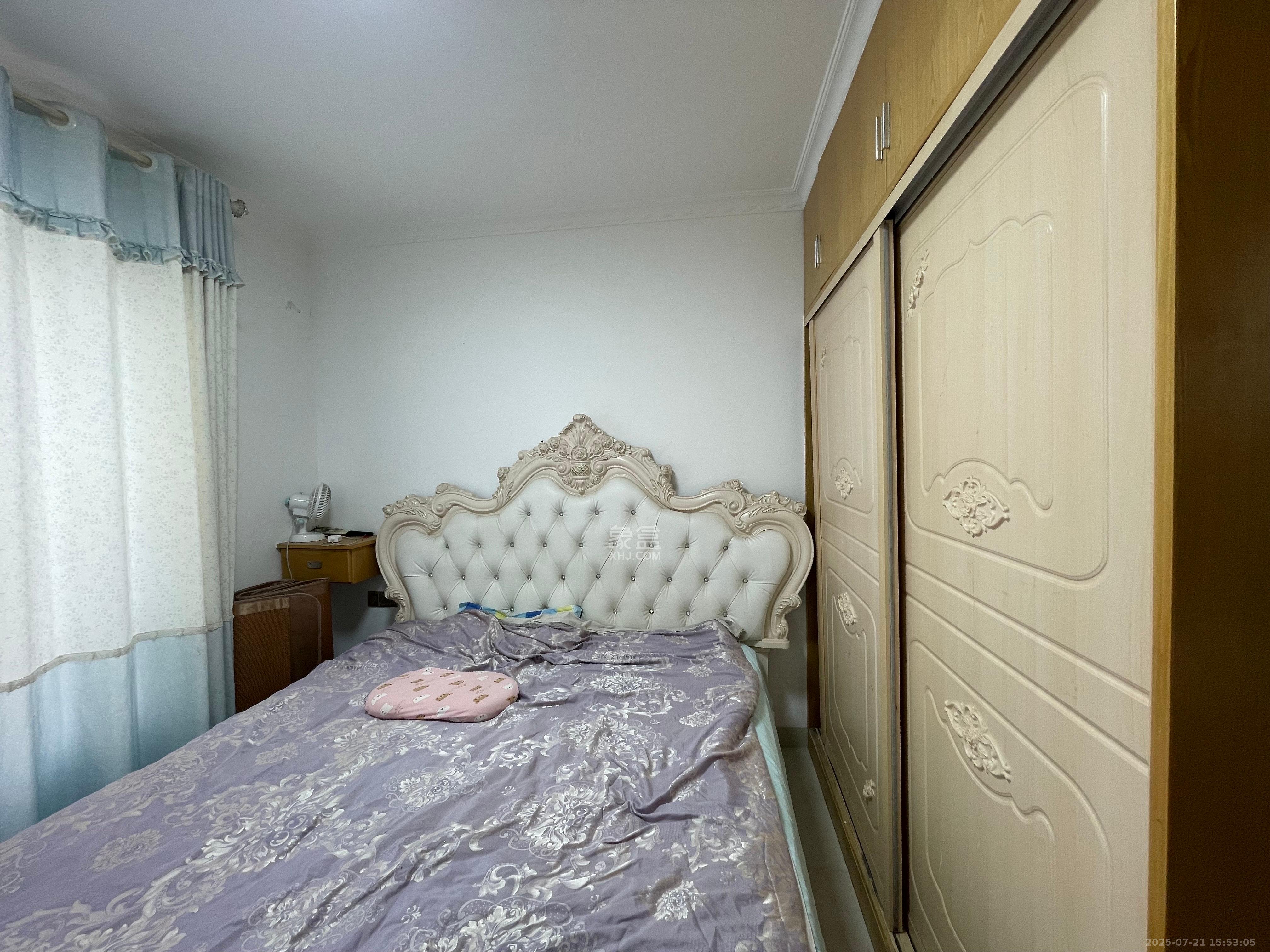 万象美域 1室1厅1卫 1600.0元/月 万象美域 1室1厅1卫 1600.0元/月室内图