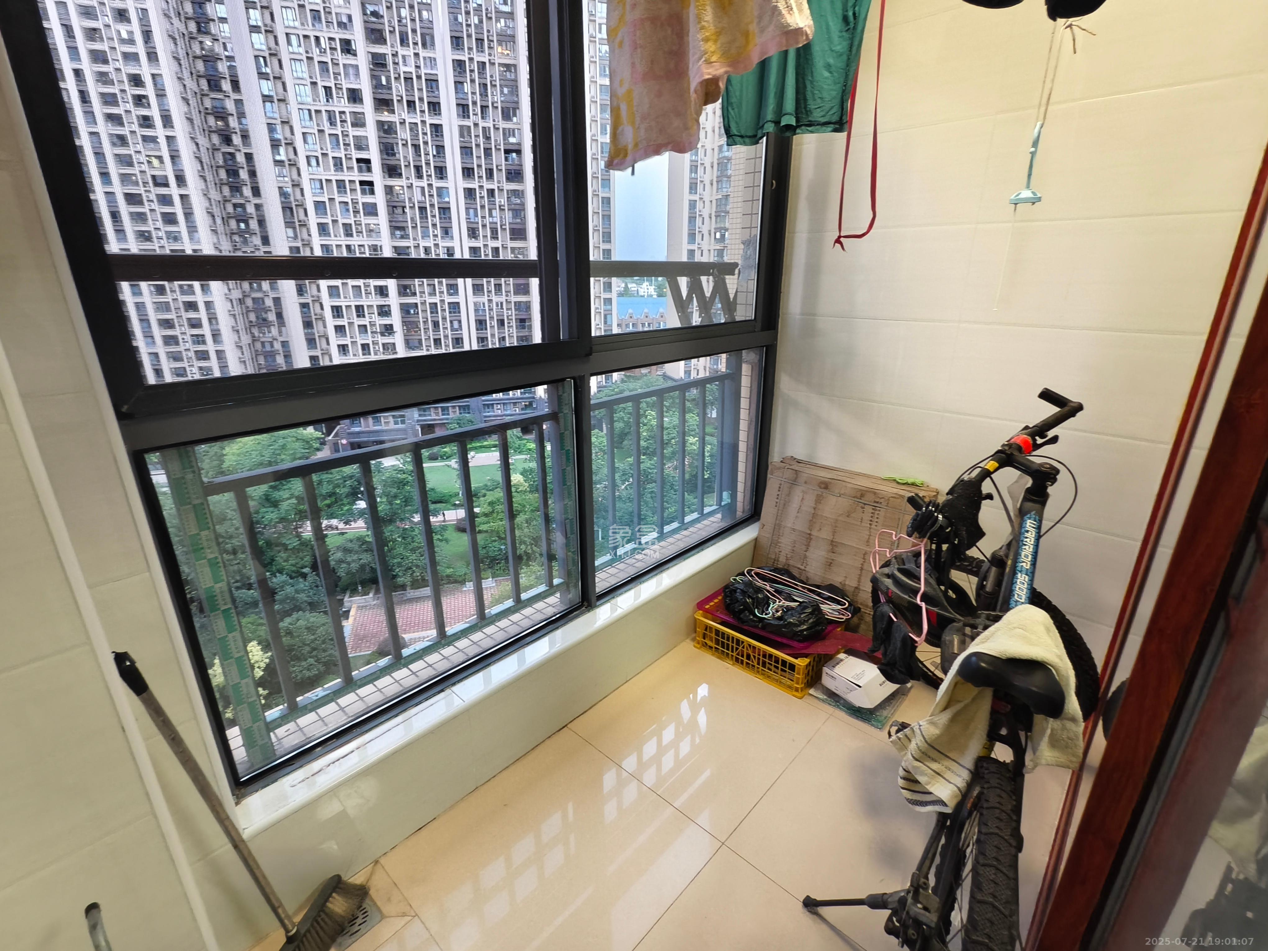 兰亭湾畔  4室2厅1卫   3800.00元/月室内图