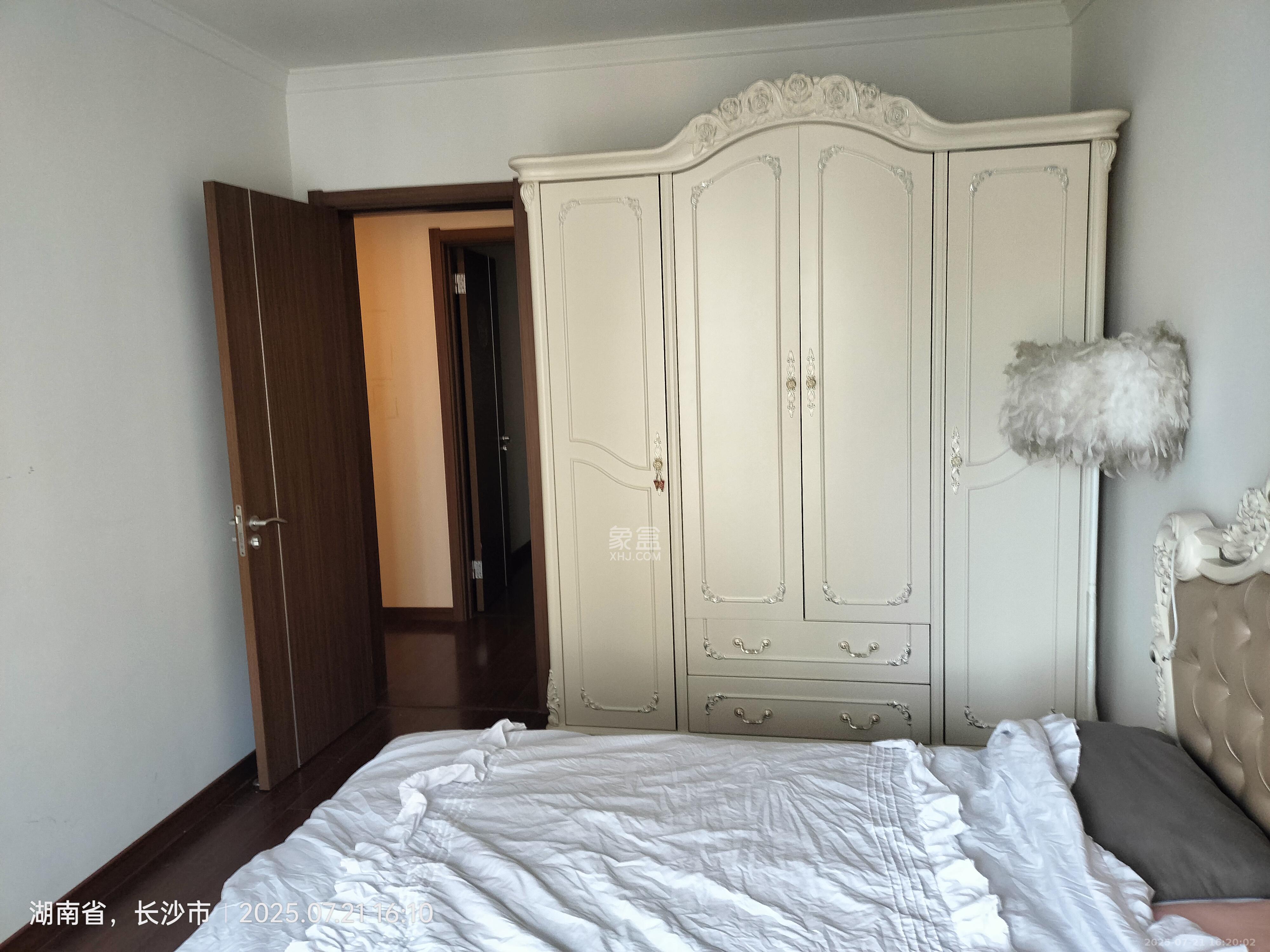 万科白鹭郡 3室2厅1卫 2600.0元/月 万科白鹭郡 3室2厅1卫 2600.0元/月室内图