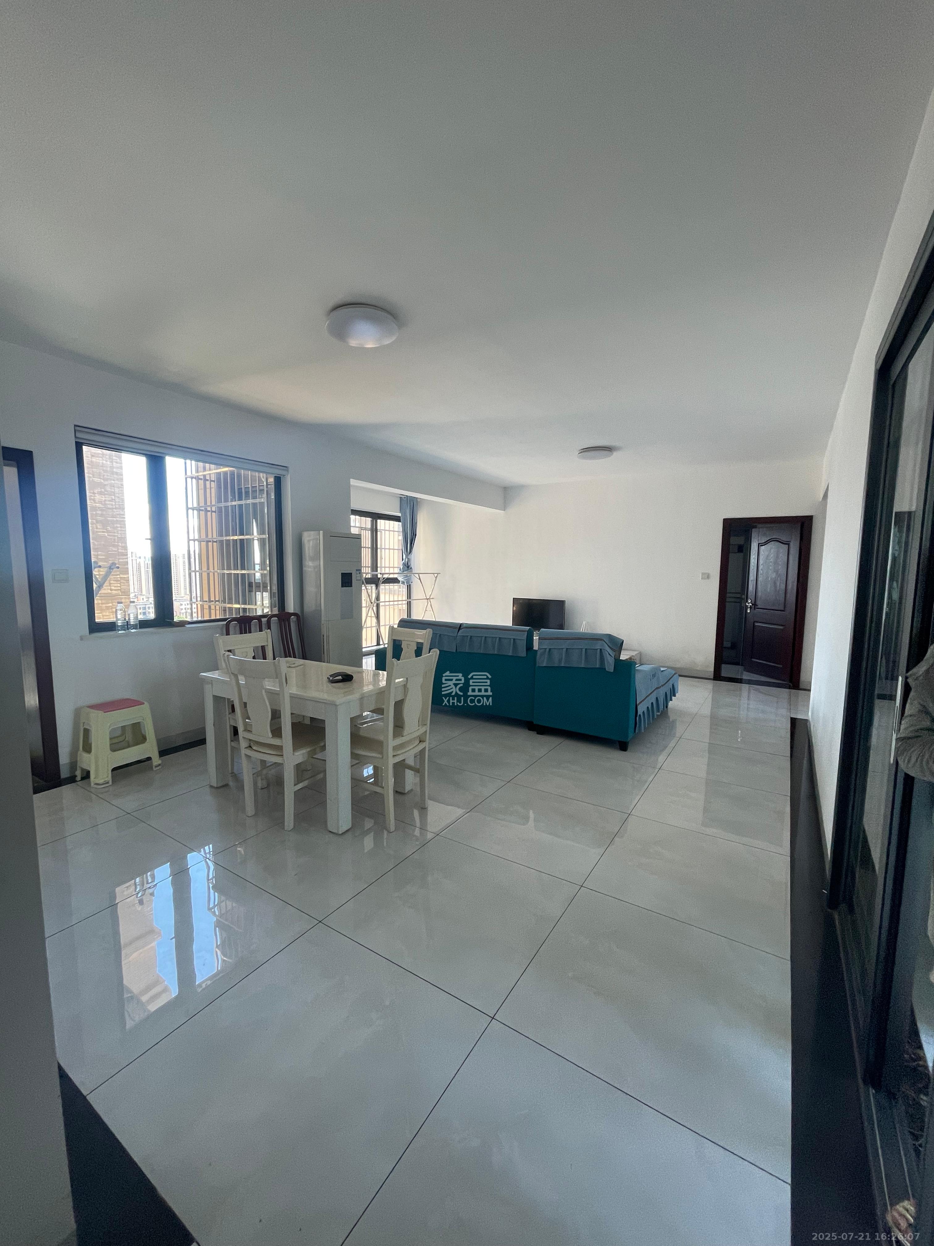 中悦领秀城 4室2厅0卫 2000.0元/月 中悦领秀城 4室2厅0卫 2000.0元/月室内图