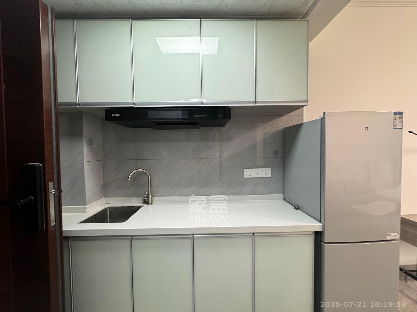 碧桂园城市之光 1室1厅1卫 1600.0元/月 碧桂园城市之光 1室1厅1卫 1600.0元/月室内图