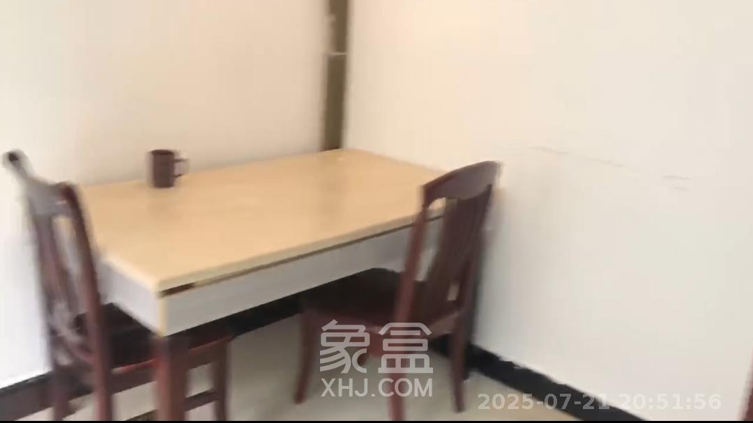 石岭小区B区  1室1厅1卫   1250.00元/月室内图