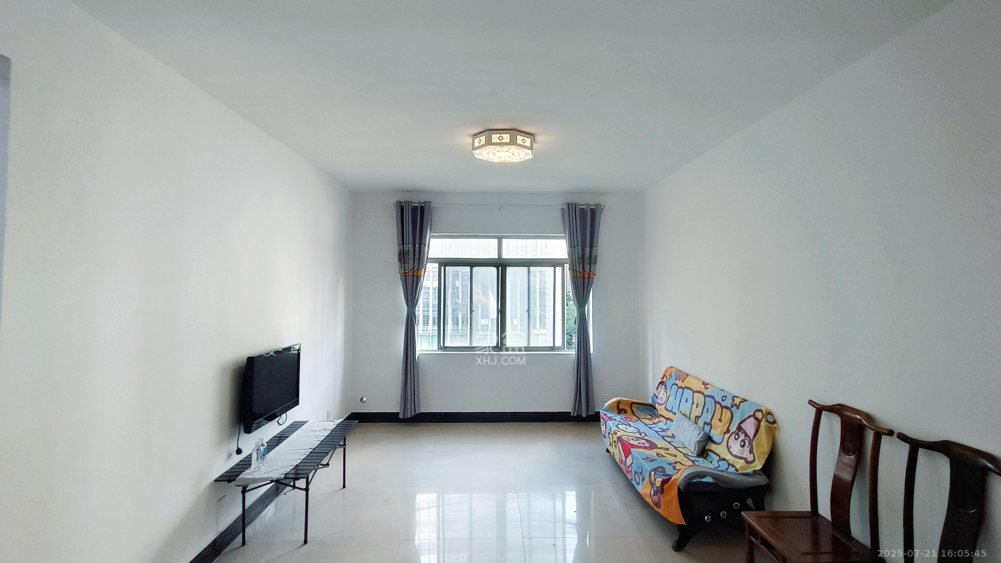 友谊小区公寓楼 3室2厅2卫 1680.0元/月 友谊小区公寓楼 3室2厅2卫 1680.0元/月室内图