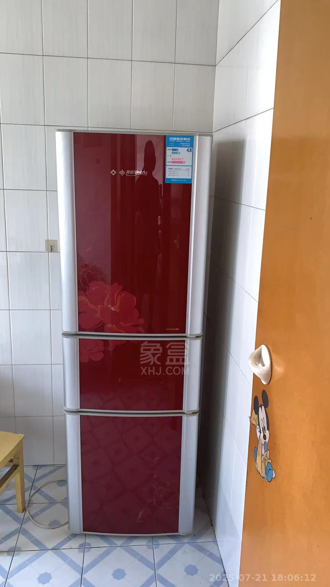 铁路小区  2室2厅1卫   700.00元/月室内图