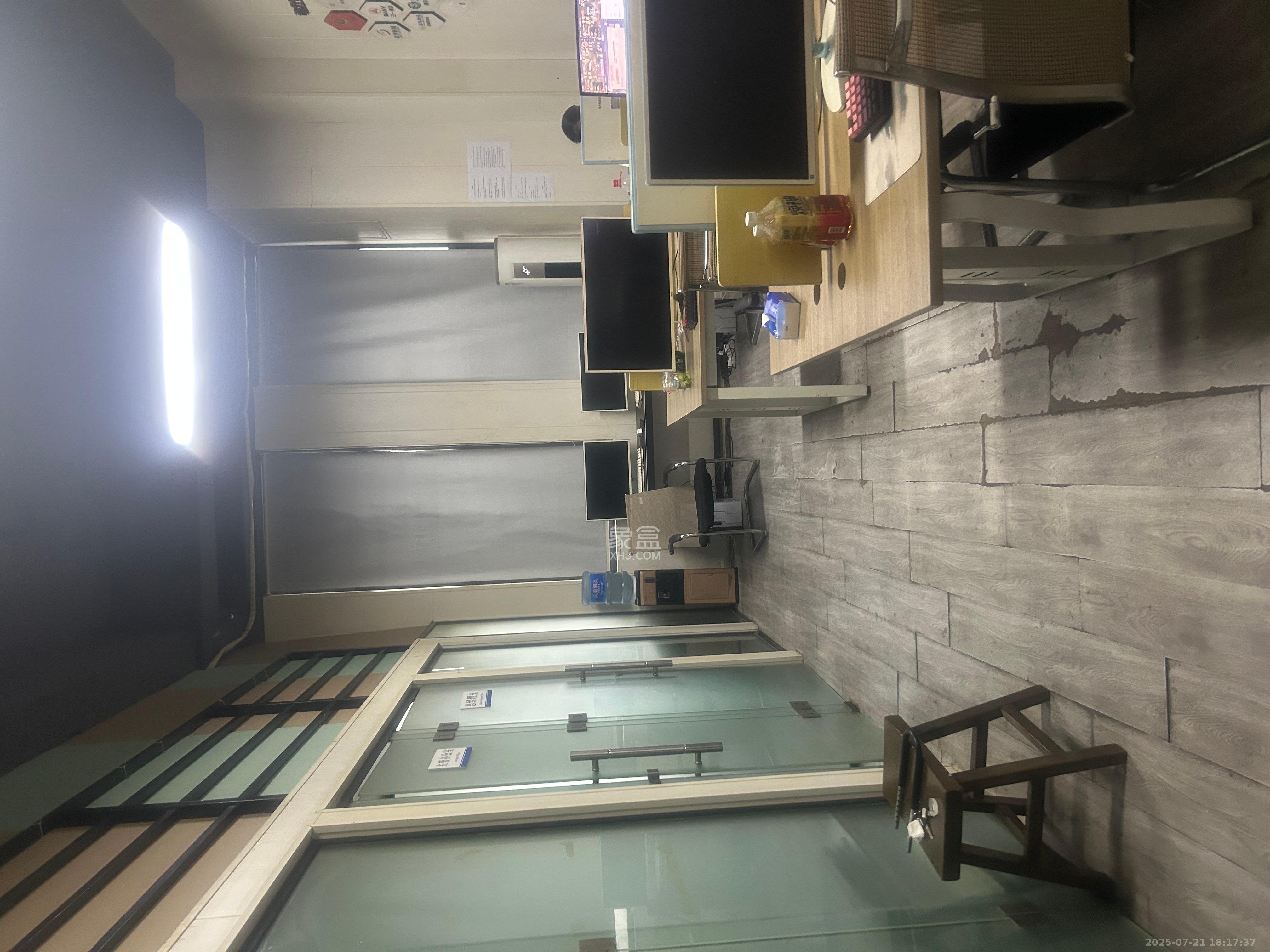 华润置地广场二期  1室0厅0卫   3500.00元/月