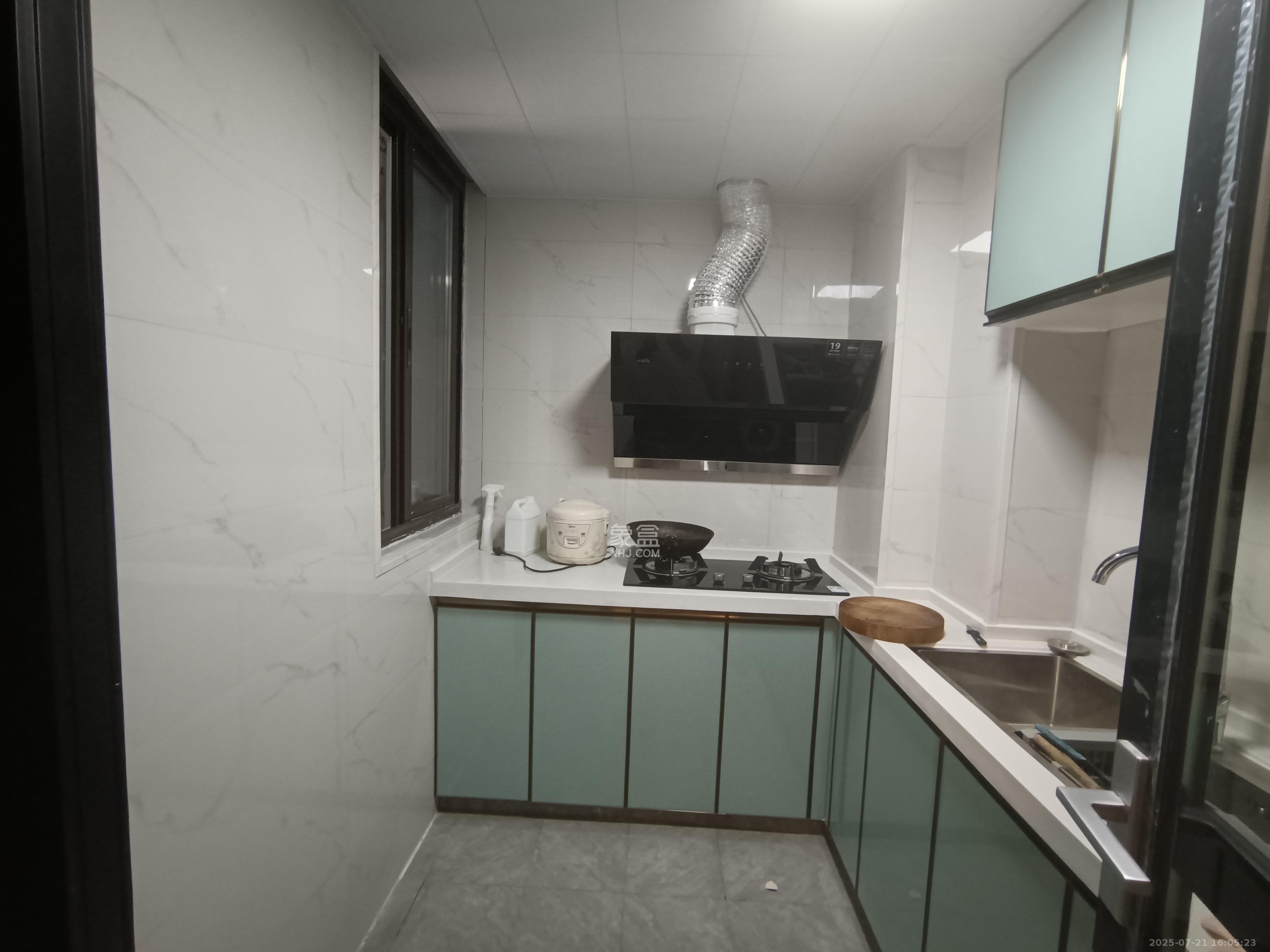 融创融公馆(融创臻苑)  1室1厅1卫    1700.0元/月 融创融公馆(融创臻苑)  1室1厅1卫    1700.0元/月室内图