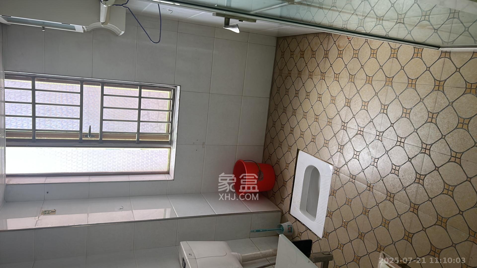 锑都家园  2室2厅2卫    1500.0元/月室内图