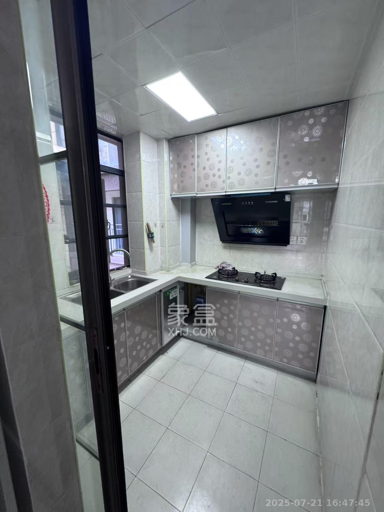 卢浮原著  2室2厅1卫    1500.0元/月室内图