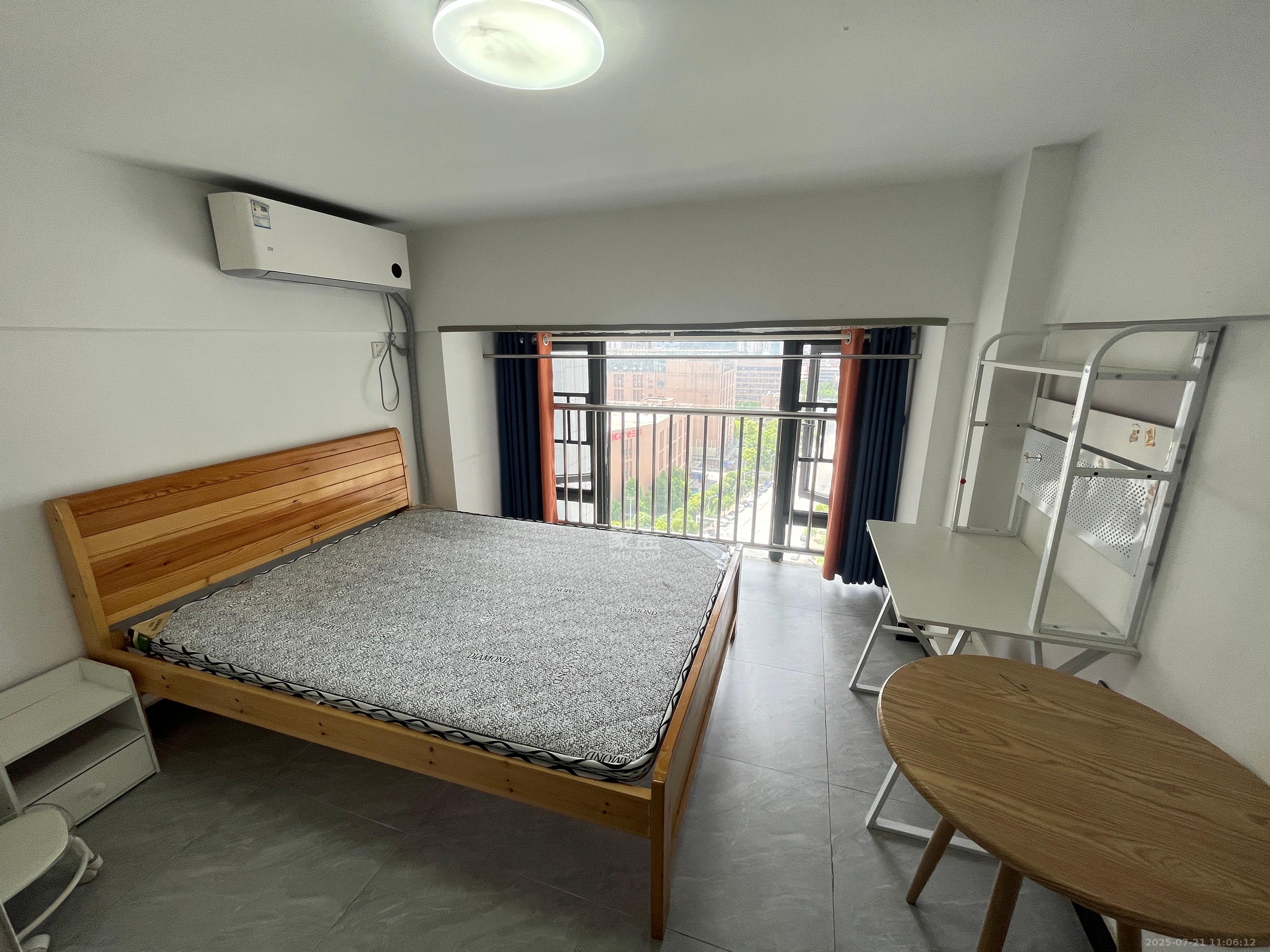 龙湖湘江星座(祺鑫星座公寓) 1室0厅0卫 1200.0元/月 龙湖湘江星座(祺鑫星座公寓) 1室0厅0卫 1200.0元/月室内图