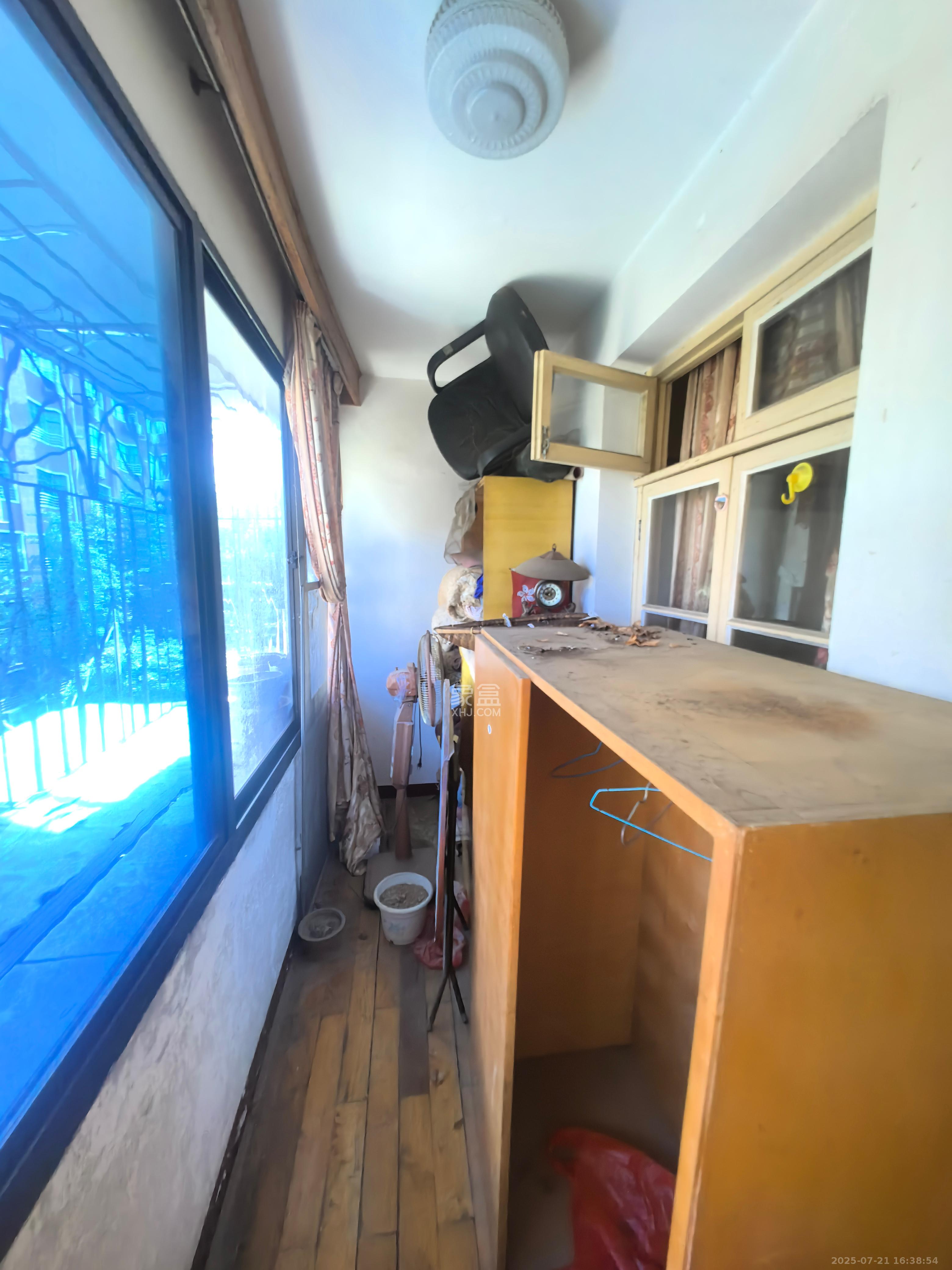 曾家湾13号生活区(友谊集团公司宿舍) 2室1厅1卫 1500.0元/月 曾家湾13号生活区(友谊集团公司宿舍) 2室1厅1卫 1500.0元/月室内图