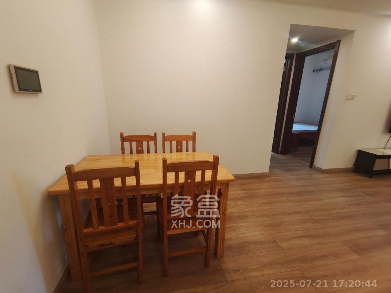 汇金城/嘉华城(二期、三期)  3室2厅2卫    2800.0元/月 汇金城/嘉华城(二期、三期)  3室2厅2卫    2800.0元/月室内图