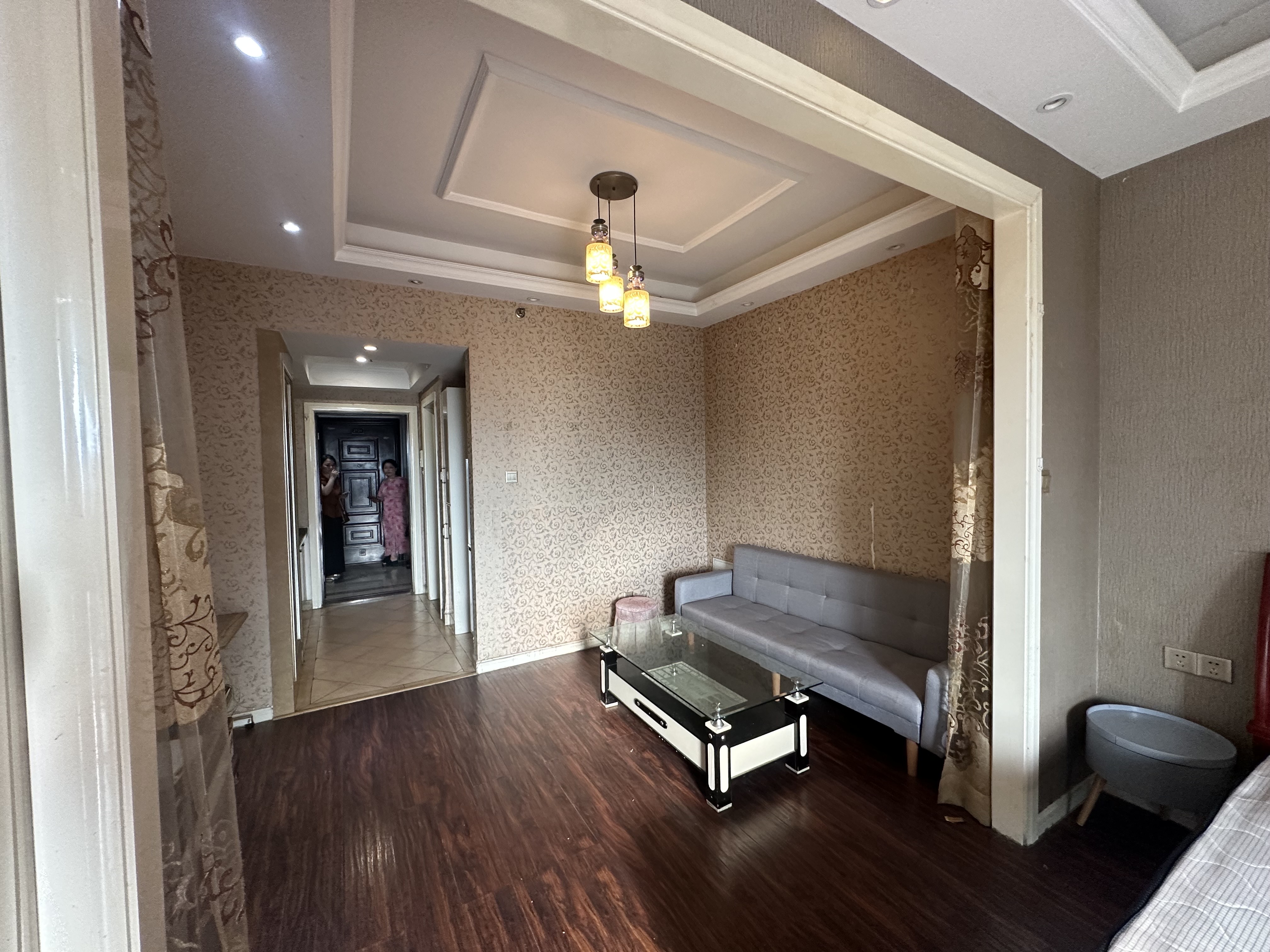 万豪城市花园 1室1厅1卫 21.8万 万豪城市花园 1室1厅1卫 21.8万客厅