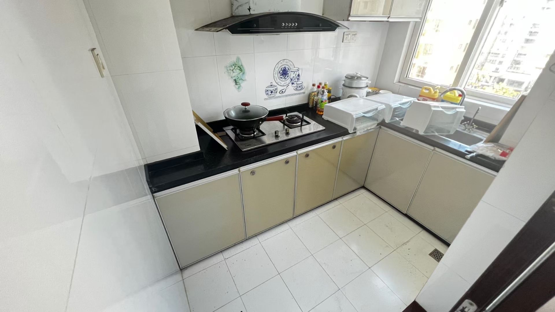 春熙苑 2室2厅1卫 2300.0元/月 春熙苑 2室2厅1卫 2300.0元/月室内图