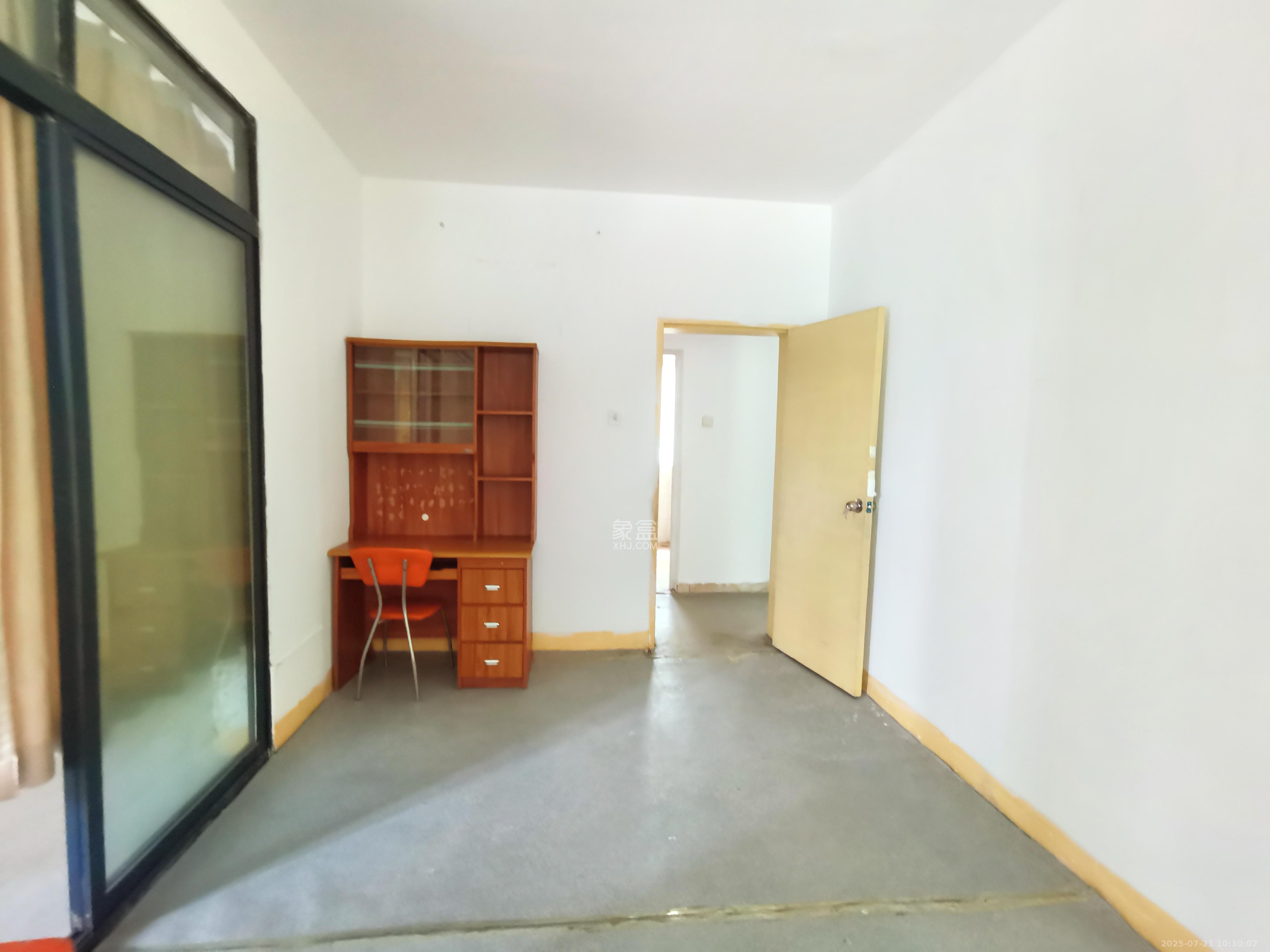 山语城一期 3室1厅2卫 2100.0元/月 山语城一期 3室1厅2卫 2100.0元/月室内图