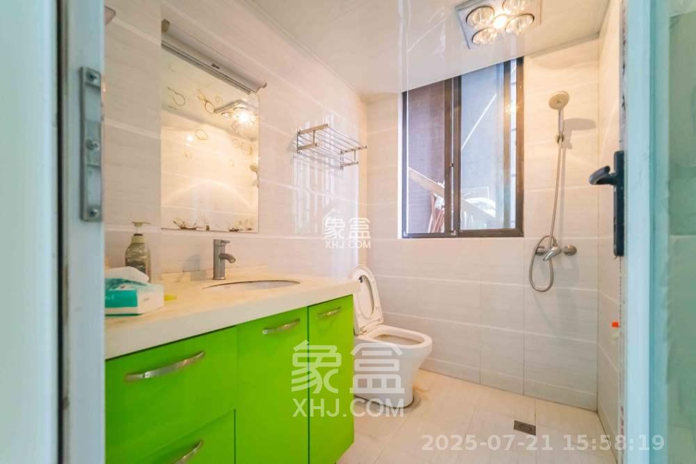 优山美地  4室2厅2卫    2500.0元/月室内图