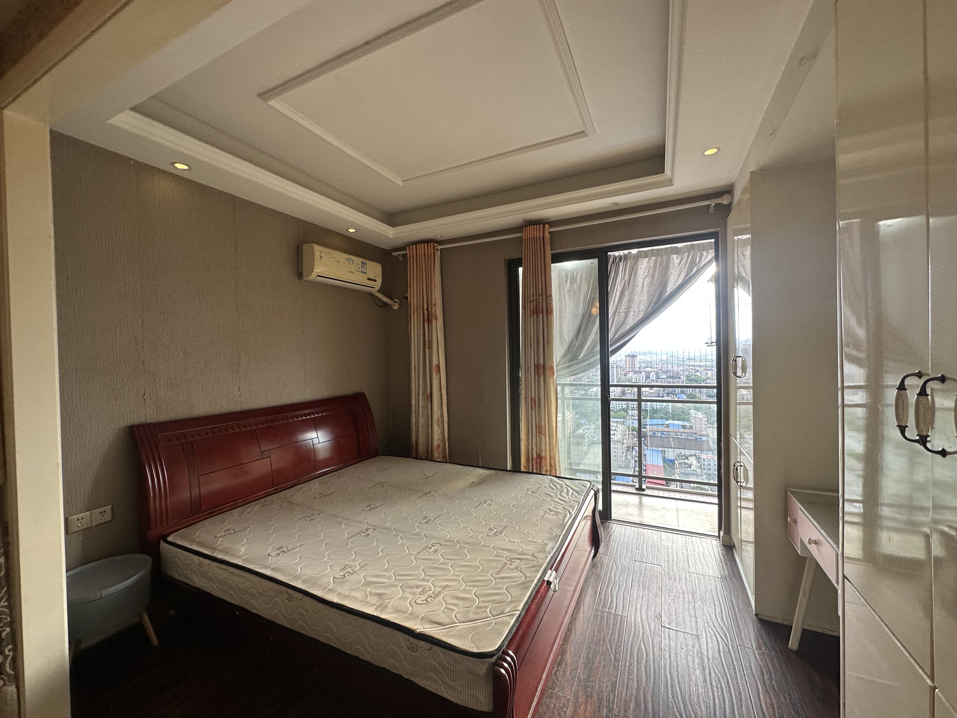 万豪城市花园 1室1厅1卫 21.8万 万豪城市花园 1室1厅1卫 21.8万客厅