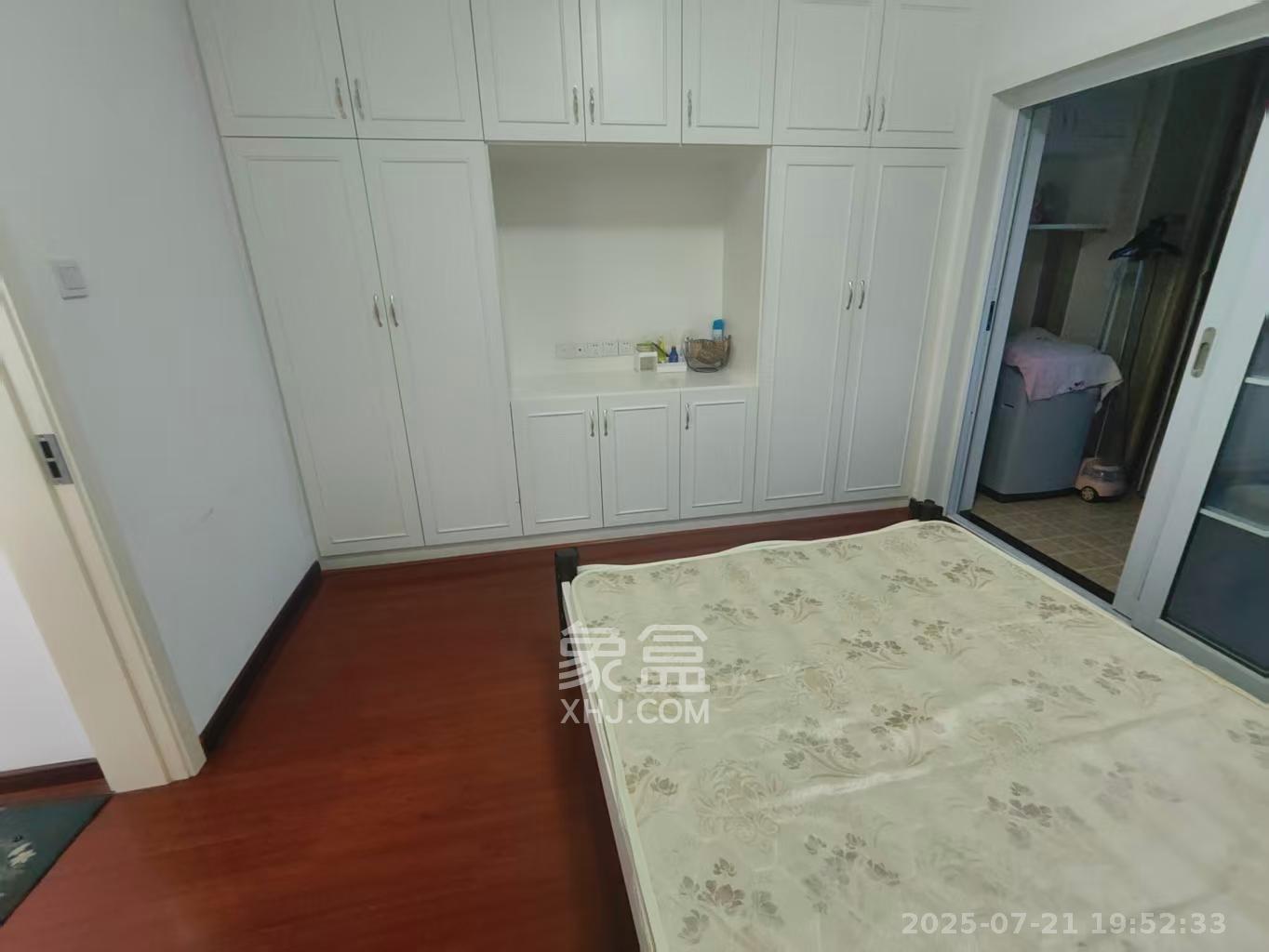 宏聚地中海 2室2厅1卫 1900.0元/月 宏聚地中海 2室2厅1卫 1900.0元/月室内图