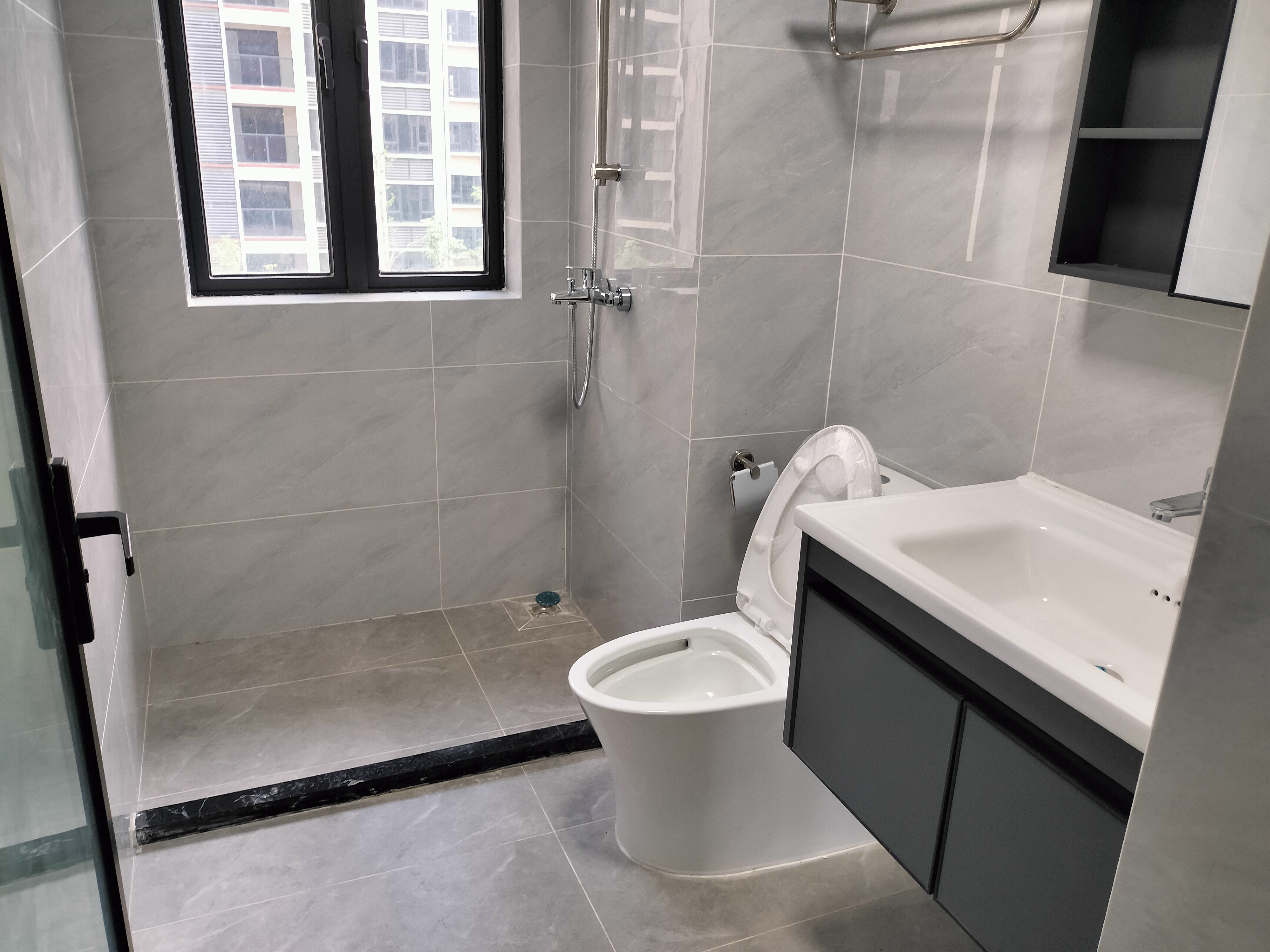 瑞和园 4室2厅2卫 2500.0元/月 瑞和园 4室2厅2卫 2500.0元/月室内图