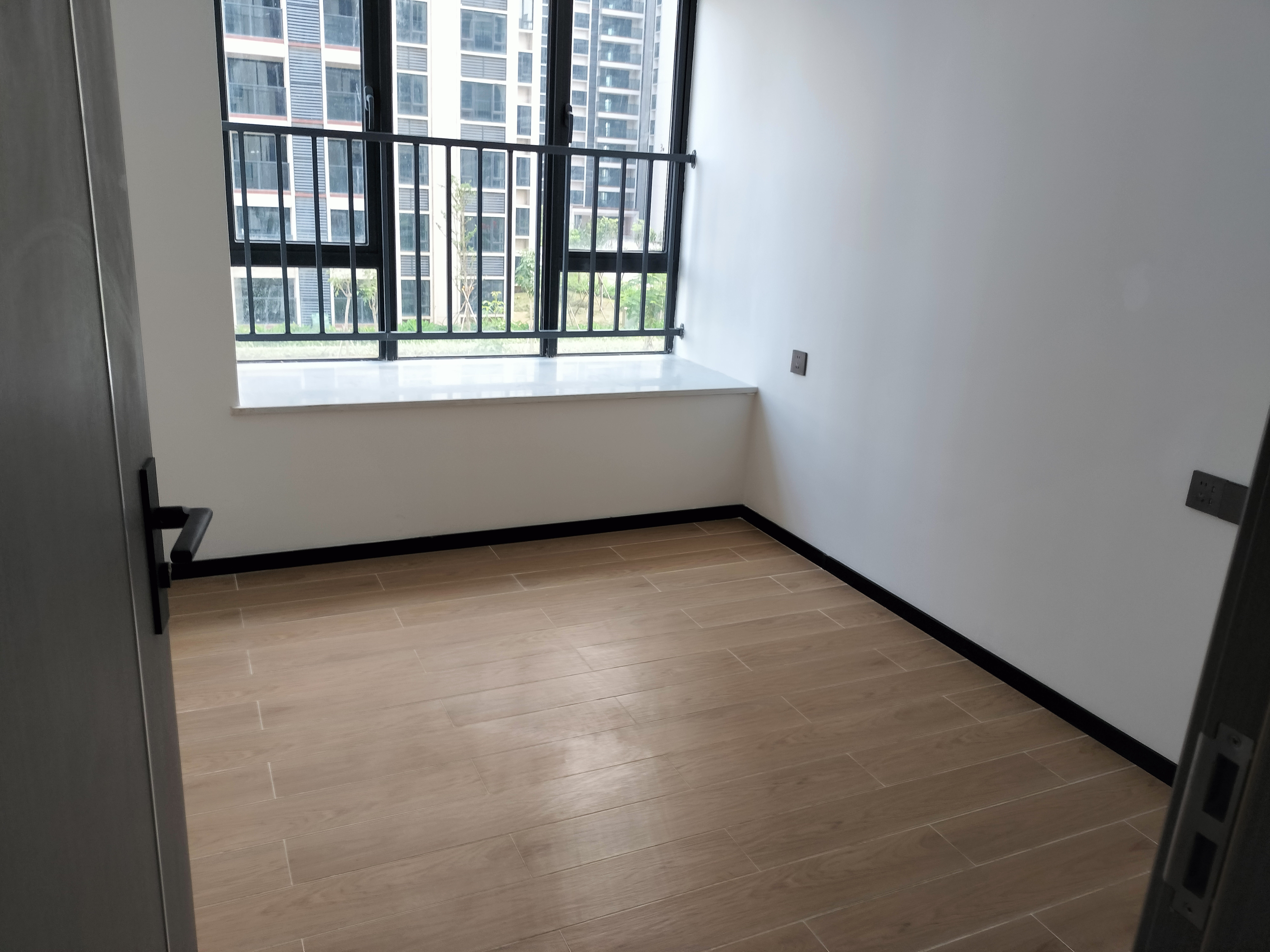 瑞和园 4室2厅2卫 2500.0元/月 瑞和园 4室2厅2卫 2500.0元/月室内图