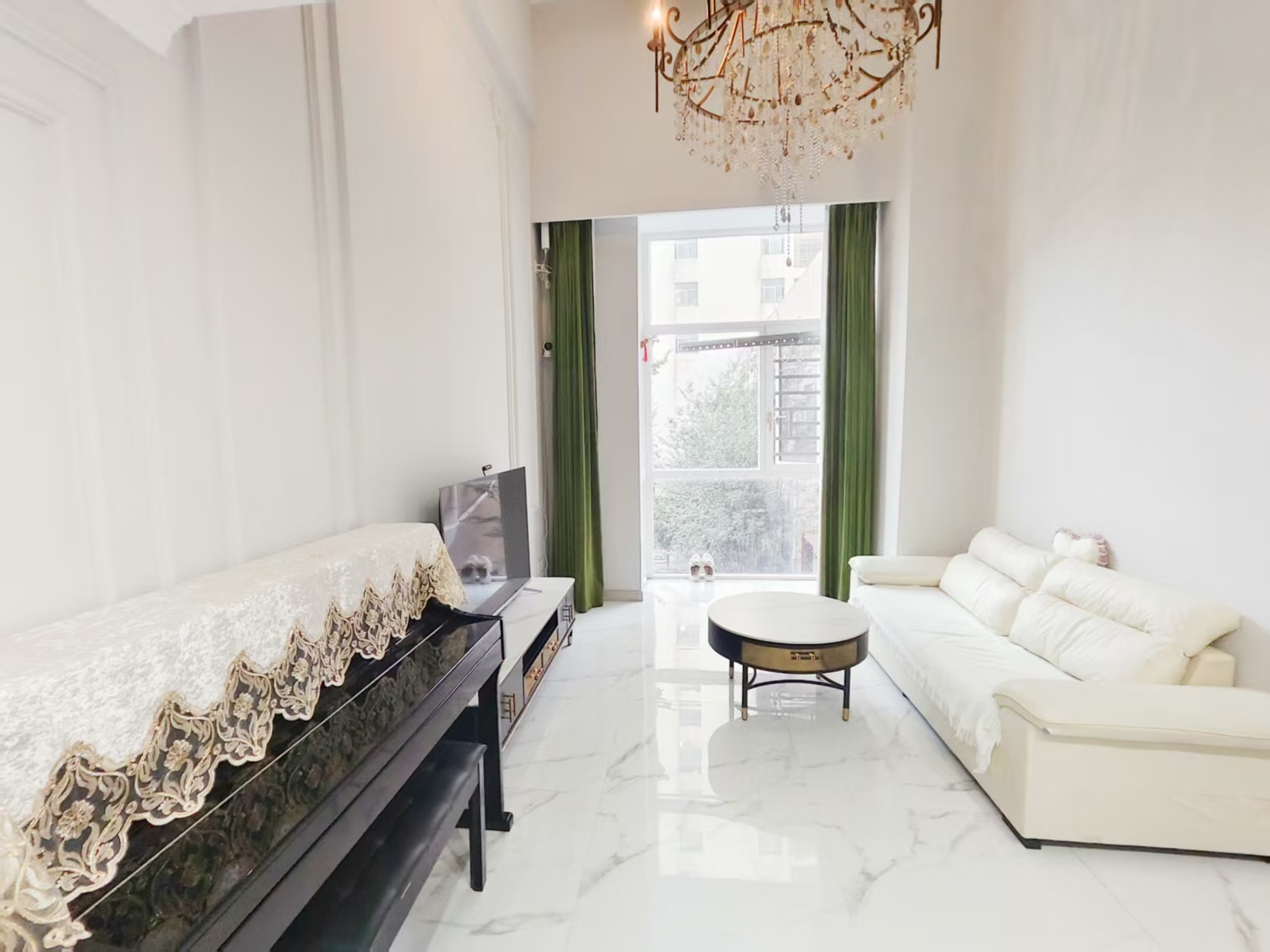 梓山豪苑 3室2厅2卫 1800.0元/月 梓山豪苑 3室2厅2卫 1800.0元/月小区图