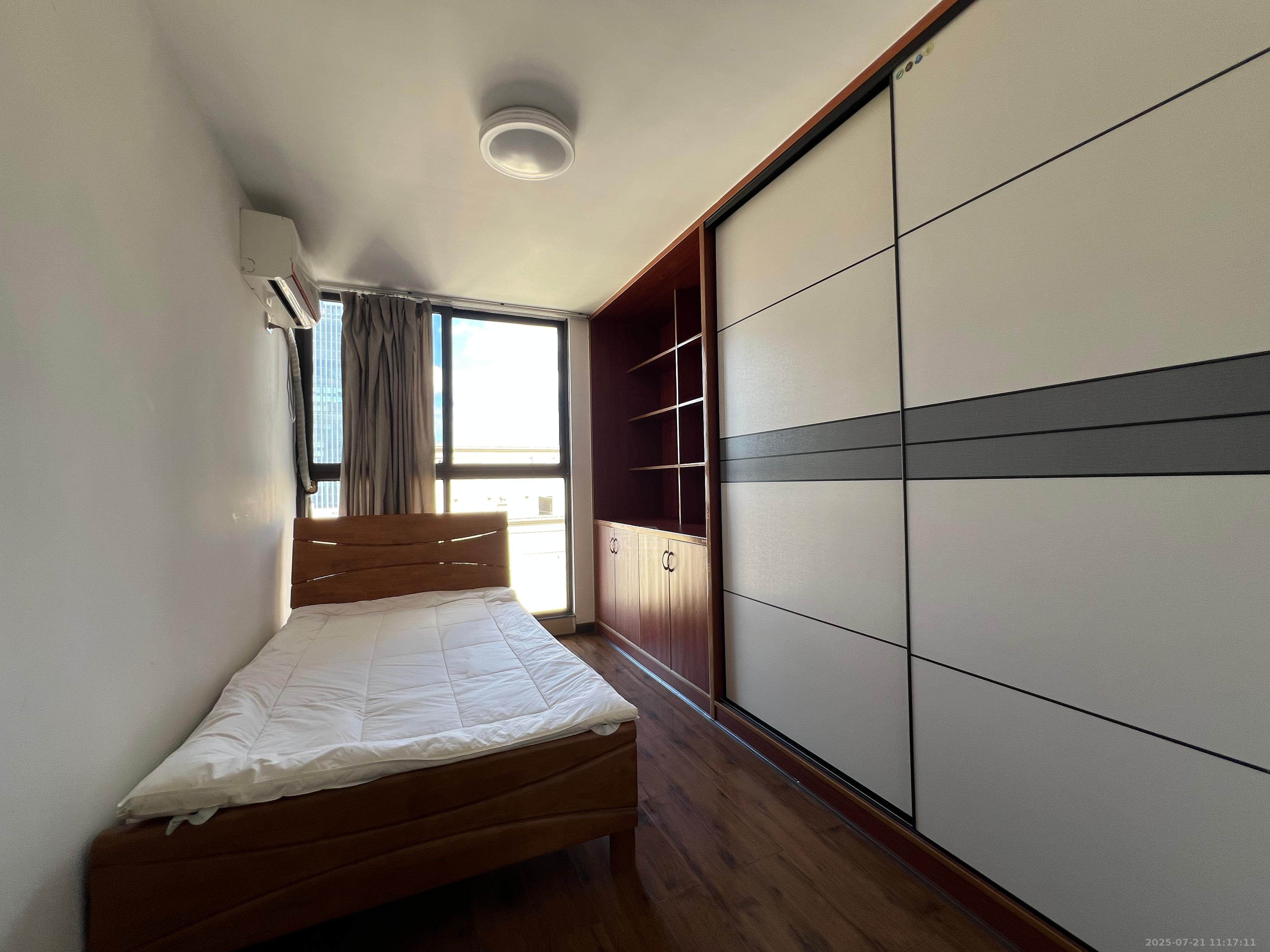 金轮翡翠名园 3室2厅1卫 1700.0元/月 金轮翡翠名园 3室2厅1卫 1700.0元/月室内图