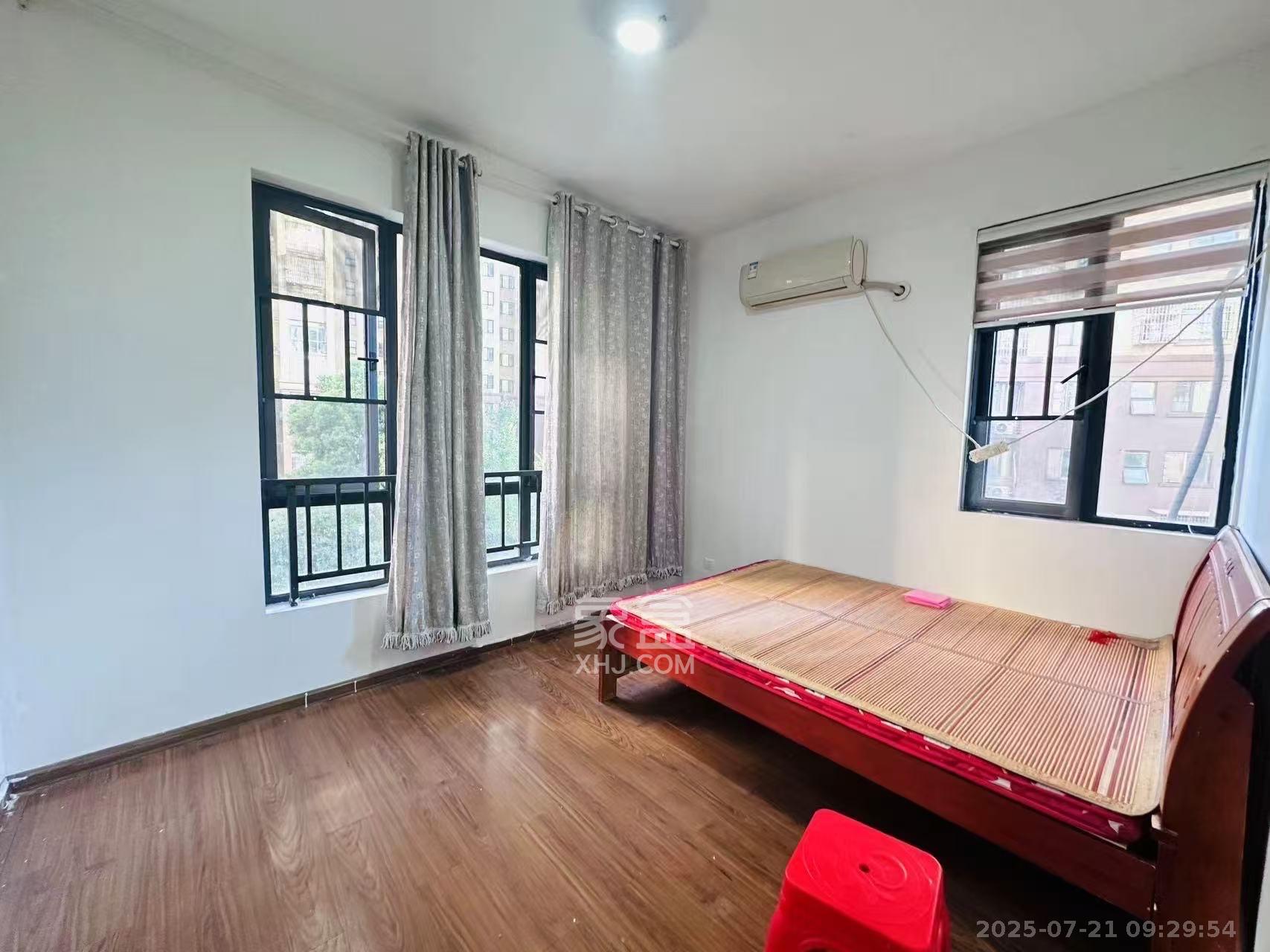 乾城(兴旺乾城)  3室2厅1卫    2000.0元/月 乾城(兴旺乾城)  3室2厅1卫    2000.0元/月室内图