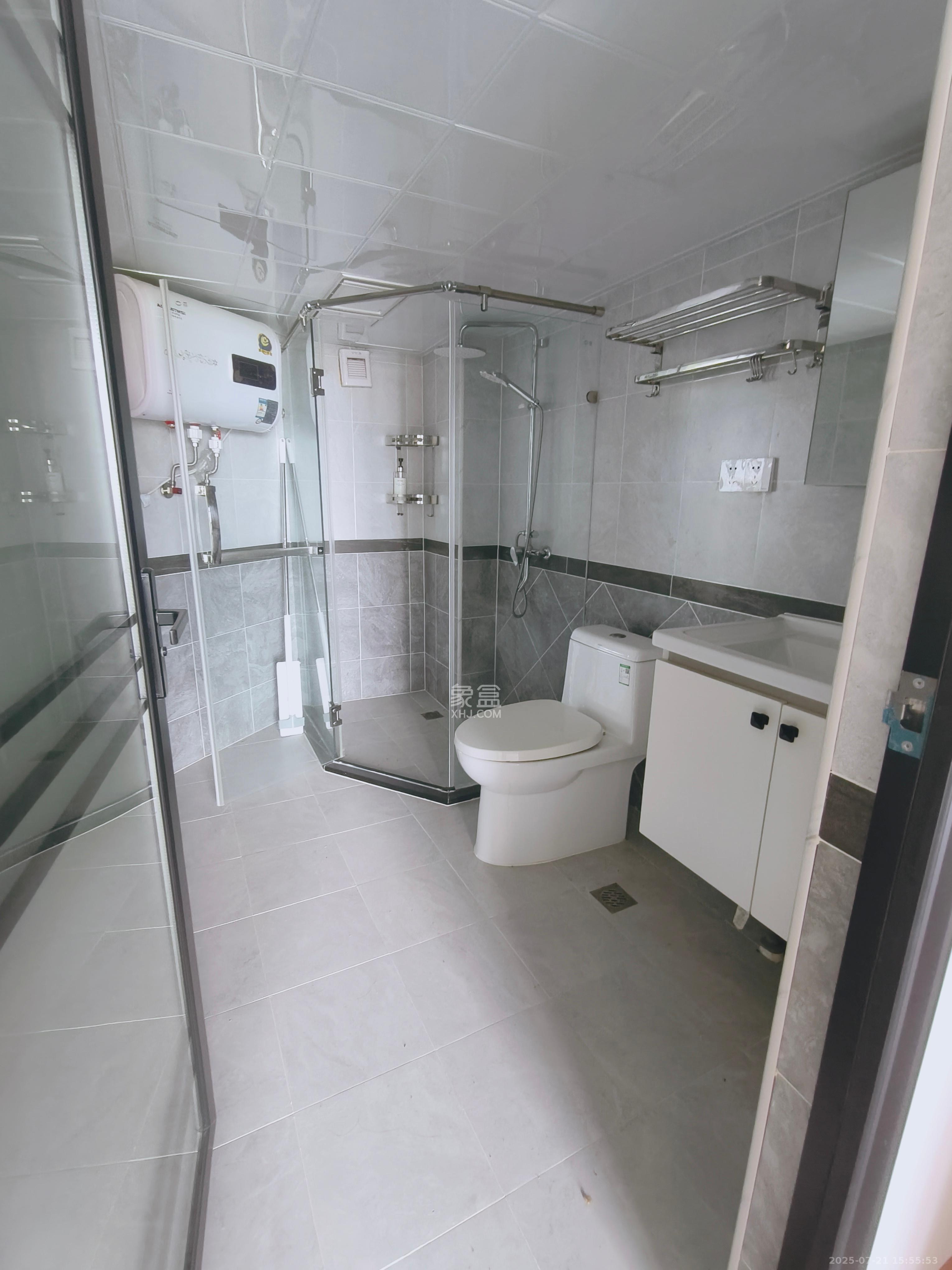 梅溪半岛  1室0厅0卫    2500.0元/月室内图