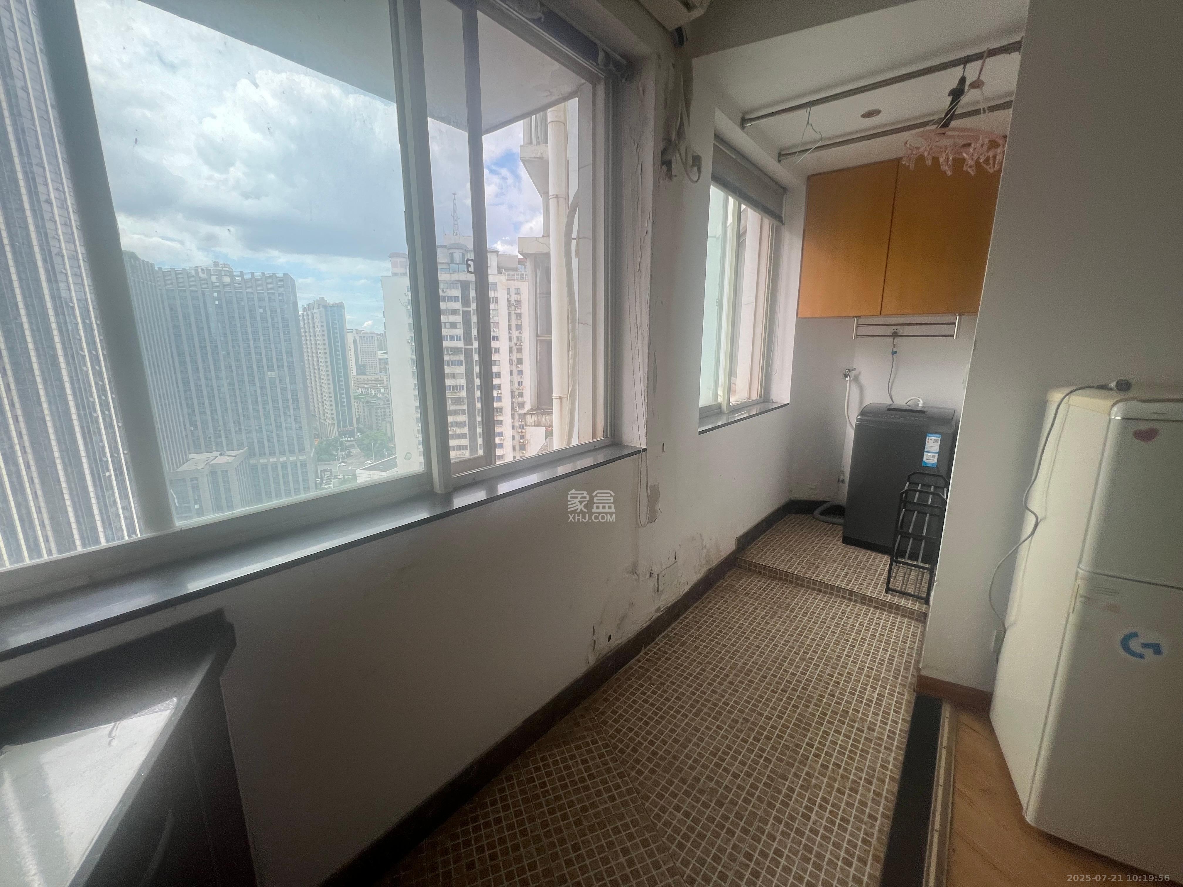 颐美会现代城 1室1厅1卫 2000.0元/月 颐美会现代城 1室1厅1卫 2000.0元/月室内图