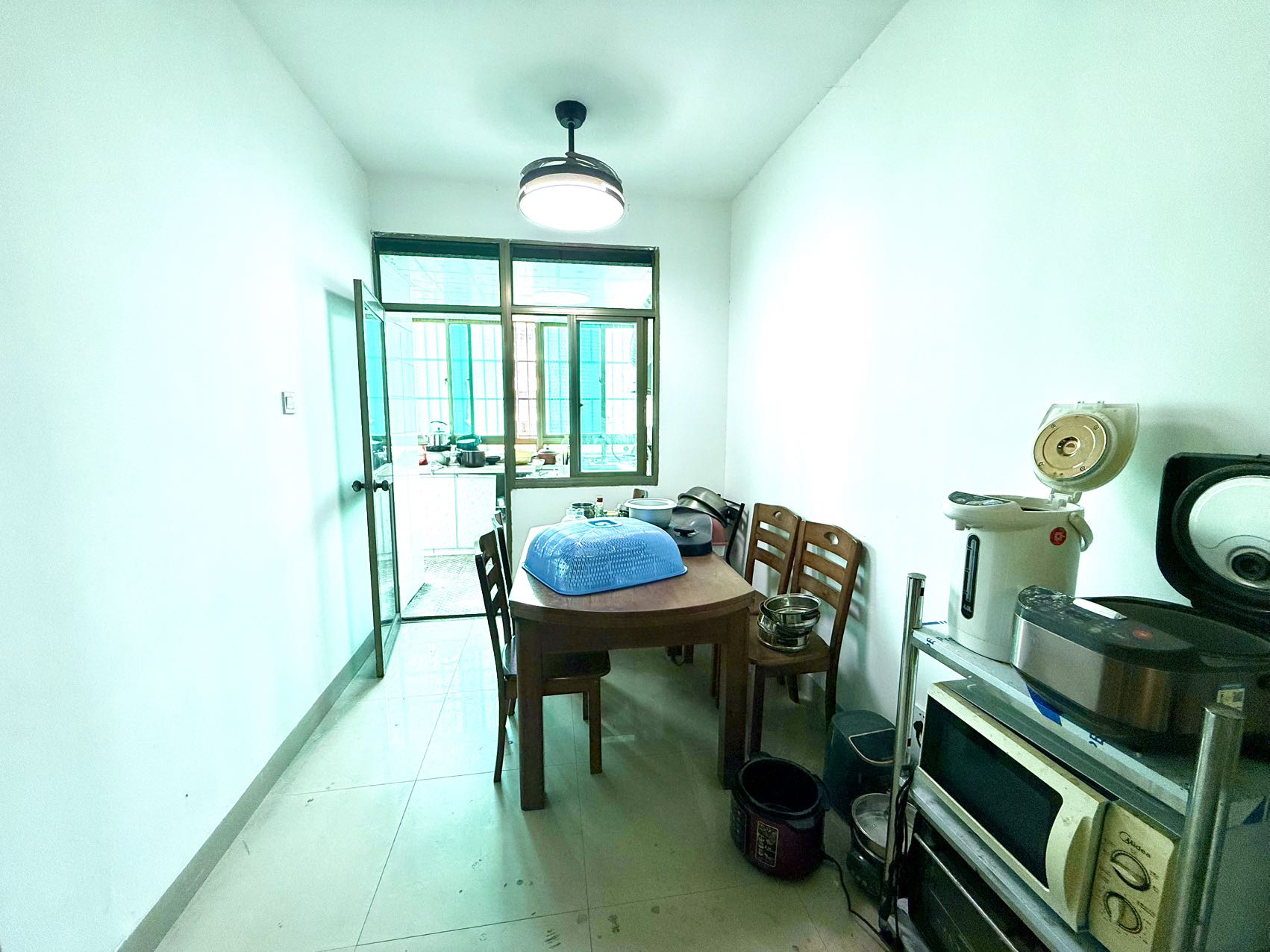 金鹿花园一期 3室2厅2卫 125.0万 金鹿花园一期 3室2厅2卫 125.0万客厅