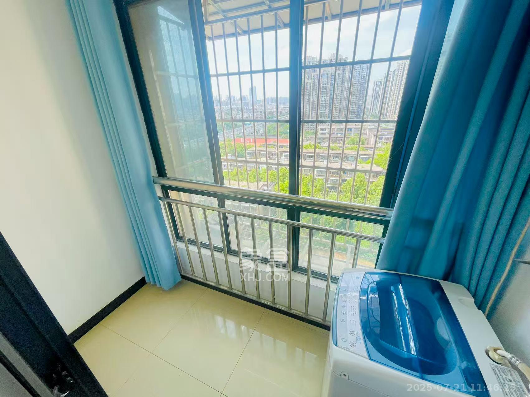 圭塘三小区 1室1厅1卫 1600.0元/月 圭塘三小区 1室1厅1卫 1600.0元/月室内图