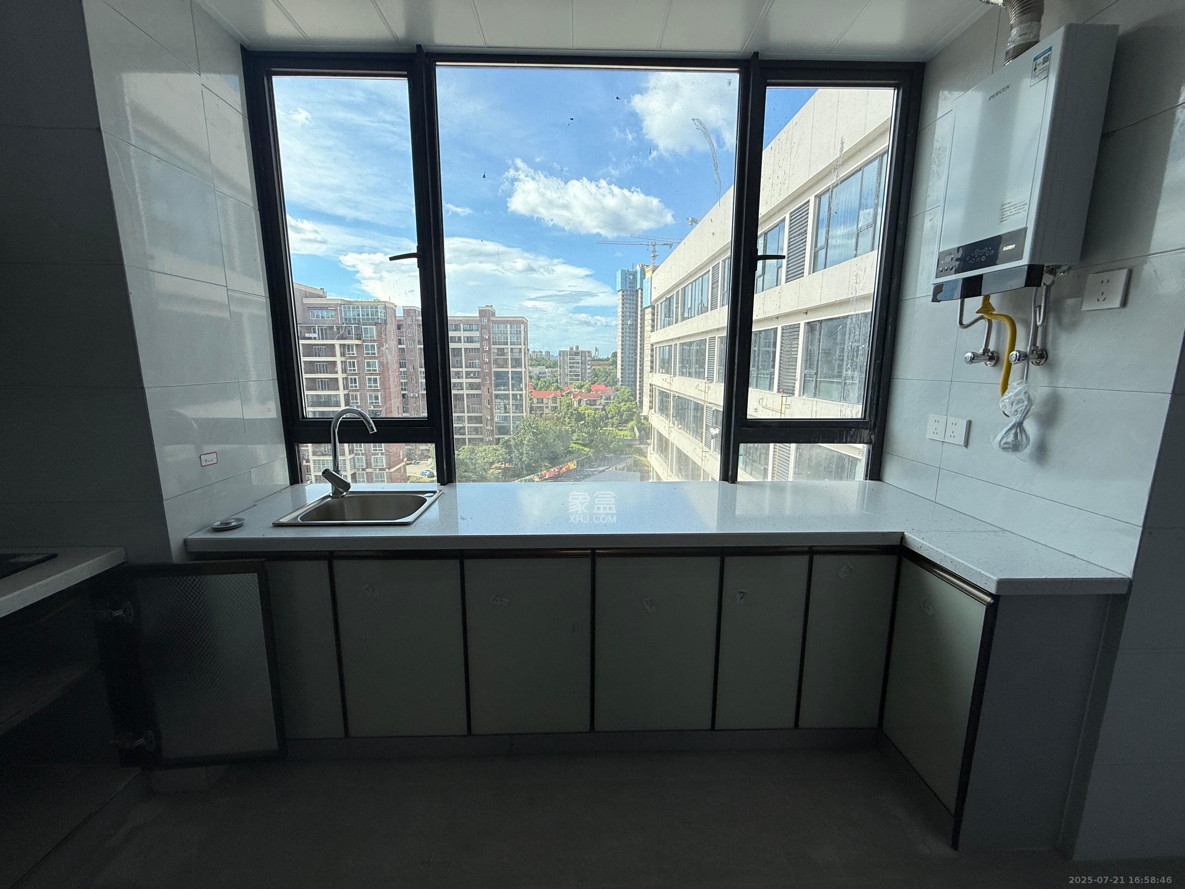 润城生鲜农贸大市场 1室1厅1卫 1080.0元/月 润城生鲜农贸大市场 1室1厅1卫 1080.0元/月室内图