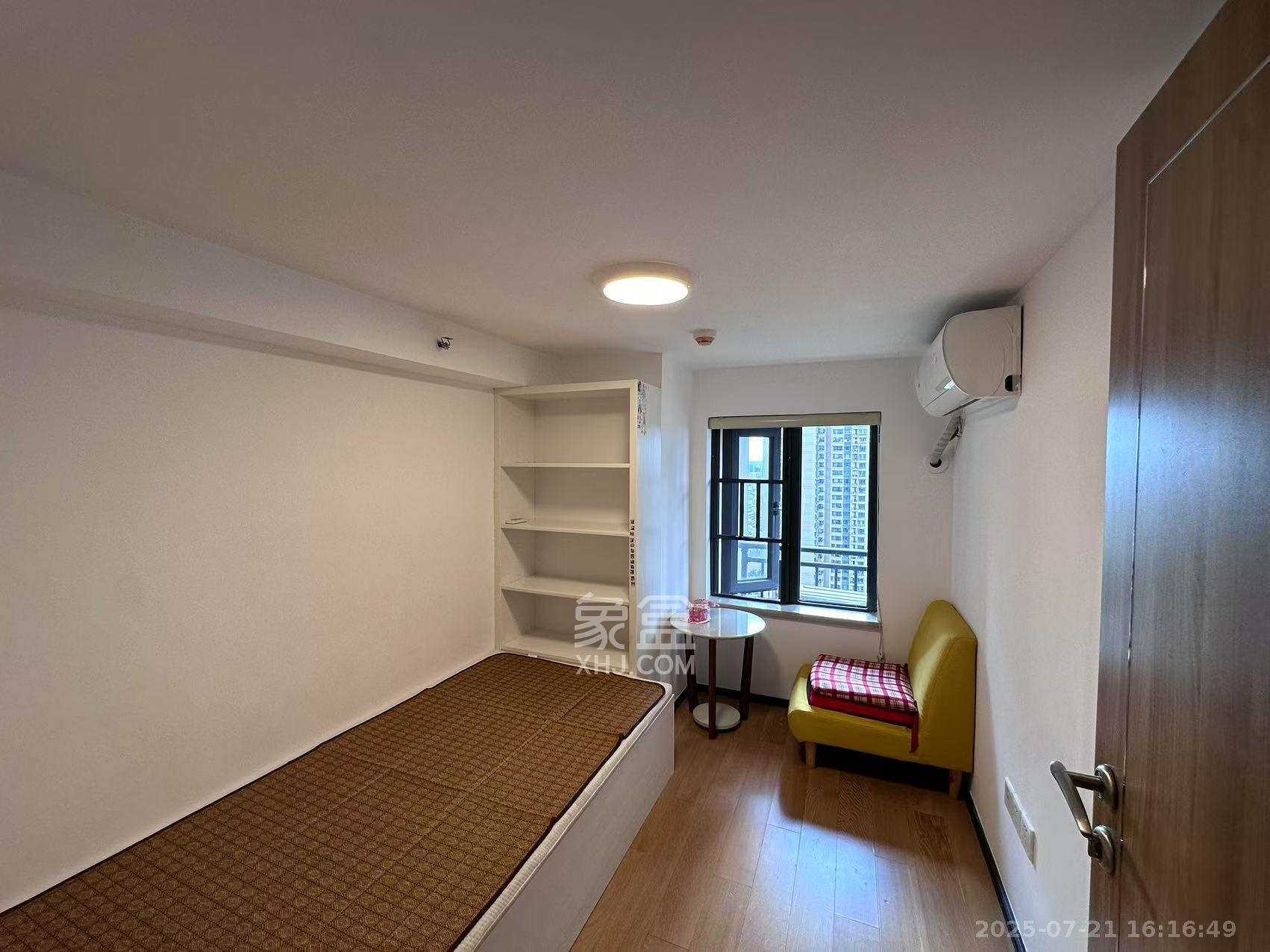 恒大翡翠华庭 3室2厅2卫 2000.0元/月 恒大翡翠华庭 3室2厅2卫 2000.0元/月室内图